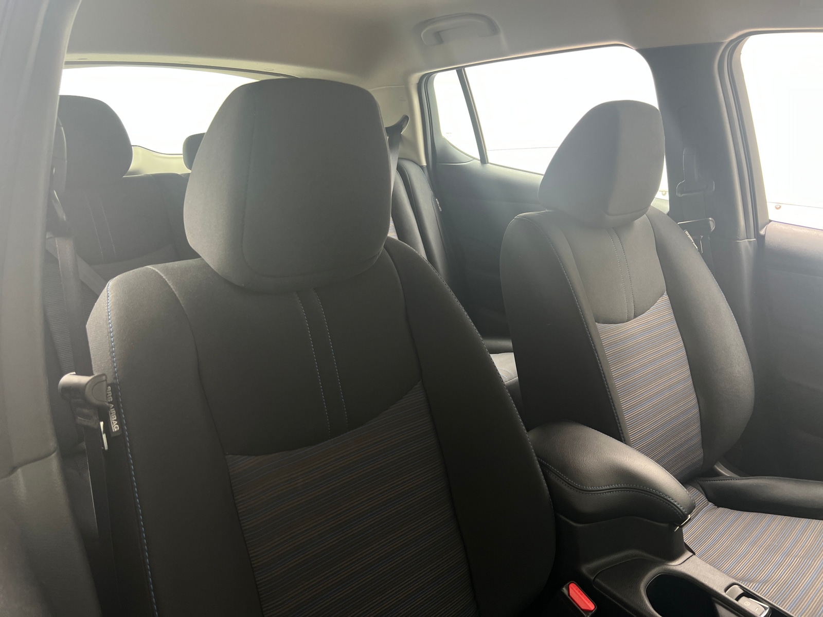 Thumbnail: 2025 Nissan Leaf - 2