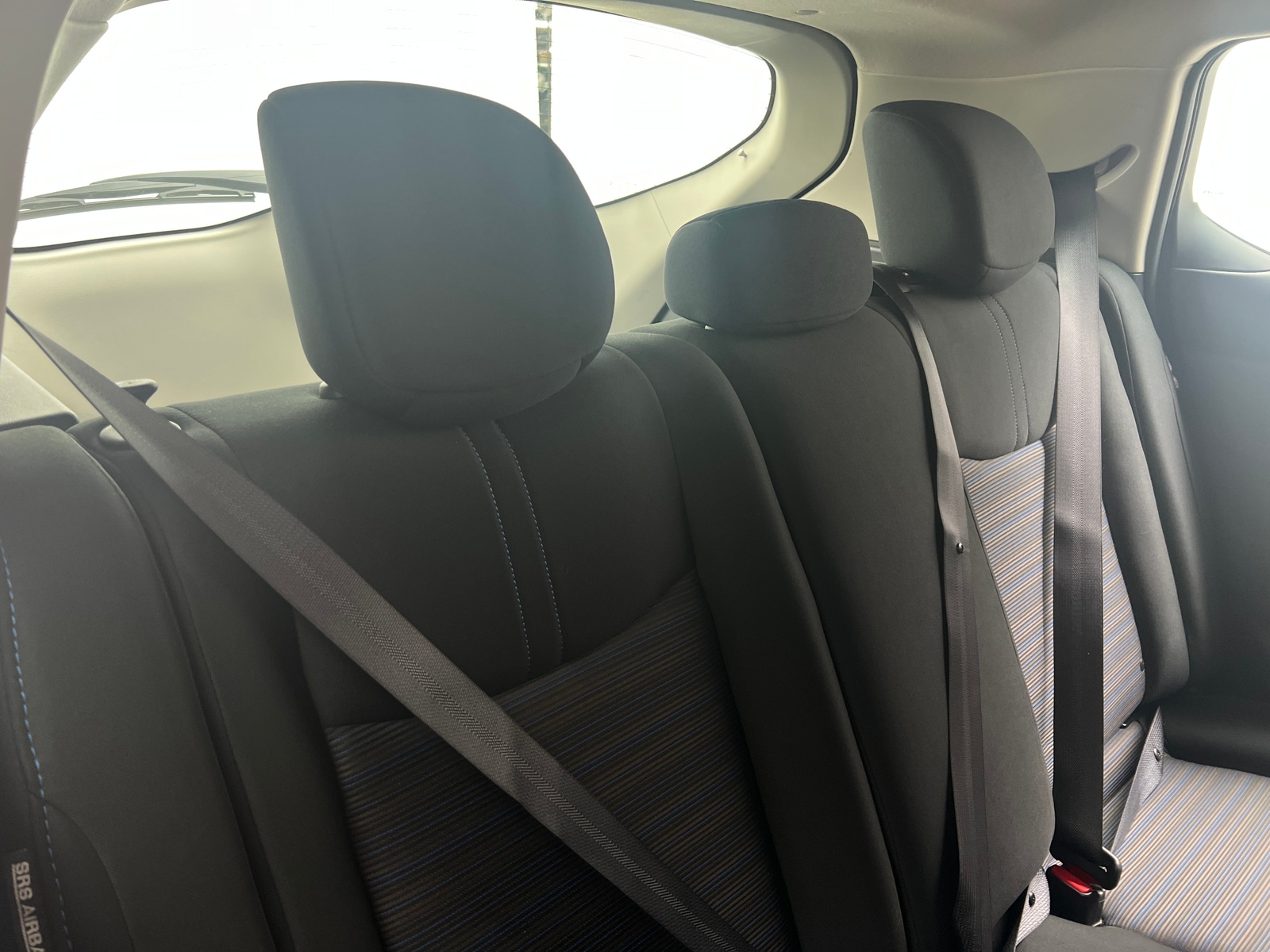 Thumbnail: 2025 Nissan Leaf - 6