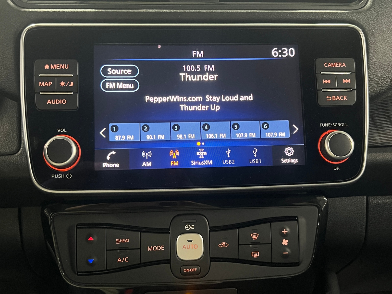 Thumbnail: 2025 Nissan Leaf - 4