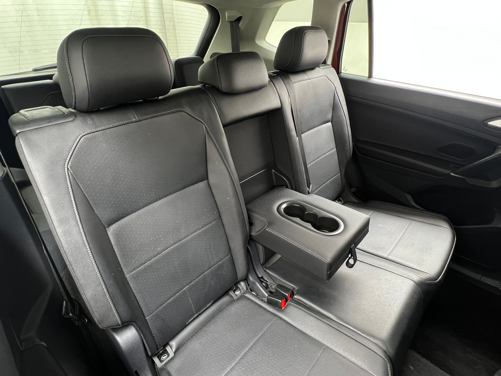 Thumbnail: 2020 Volkswagen Tiguan - 5