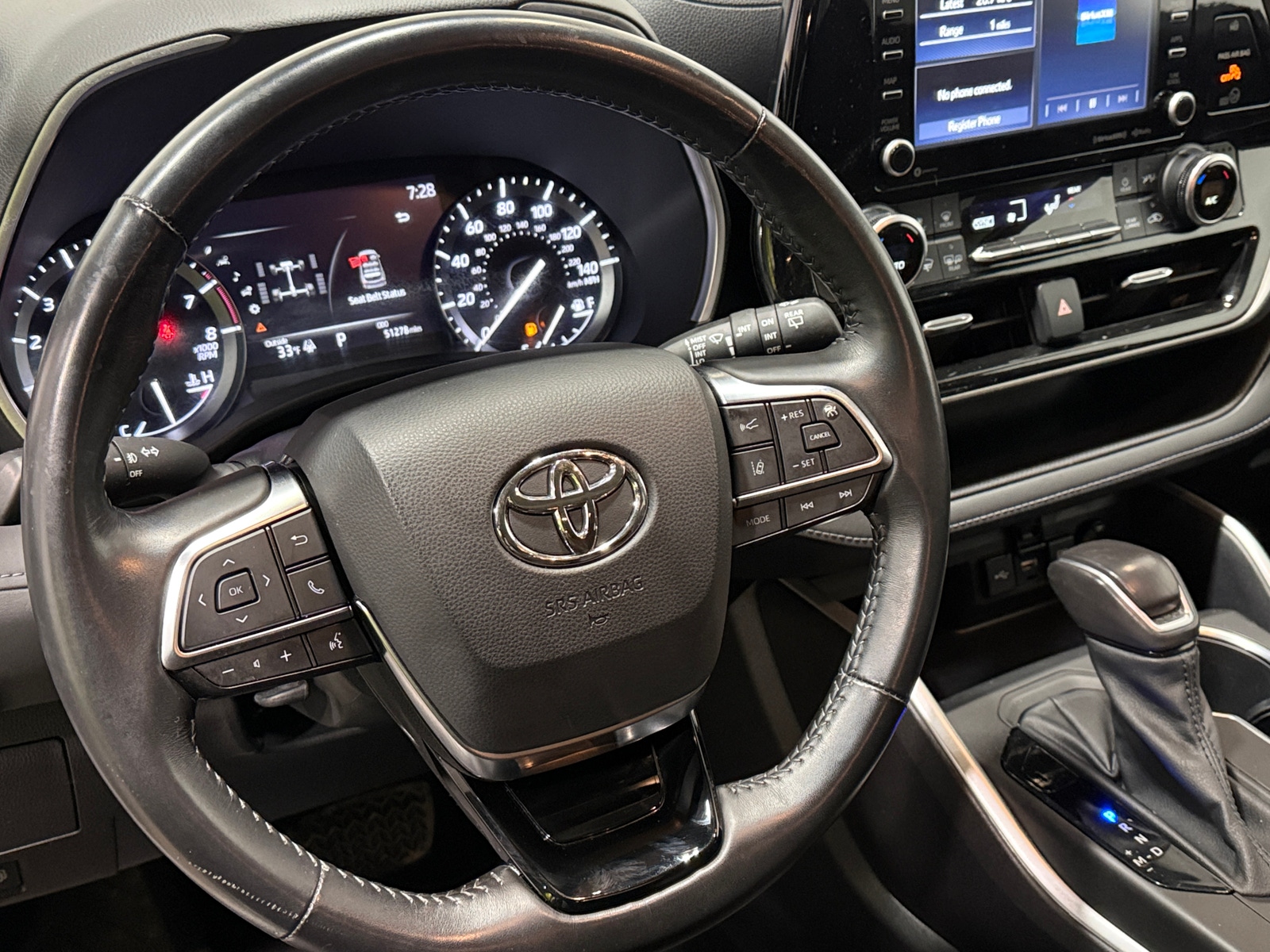 Thumbnail: 2021 Toyota Highlander - 4