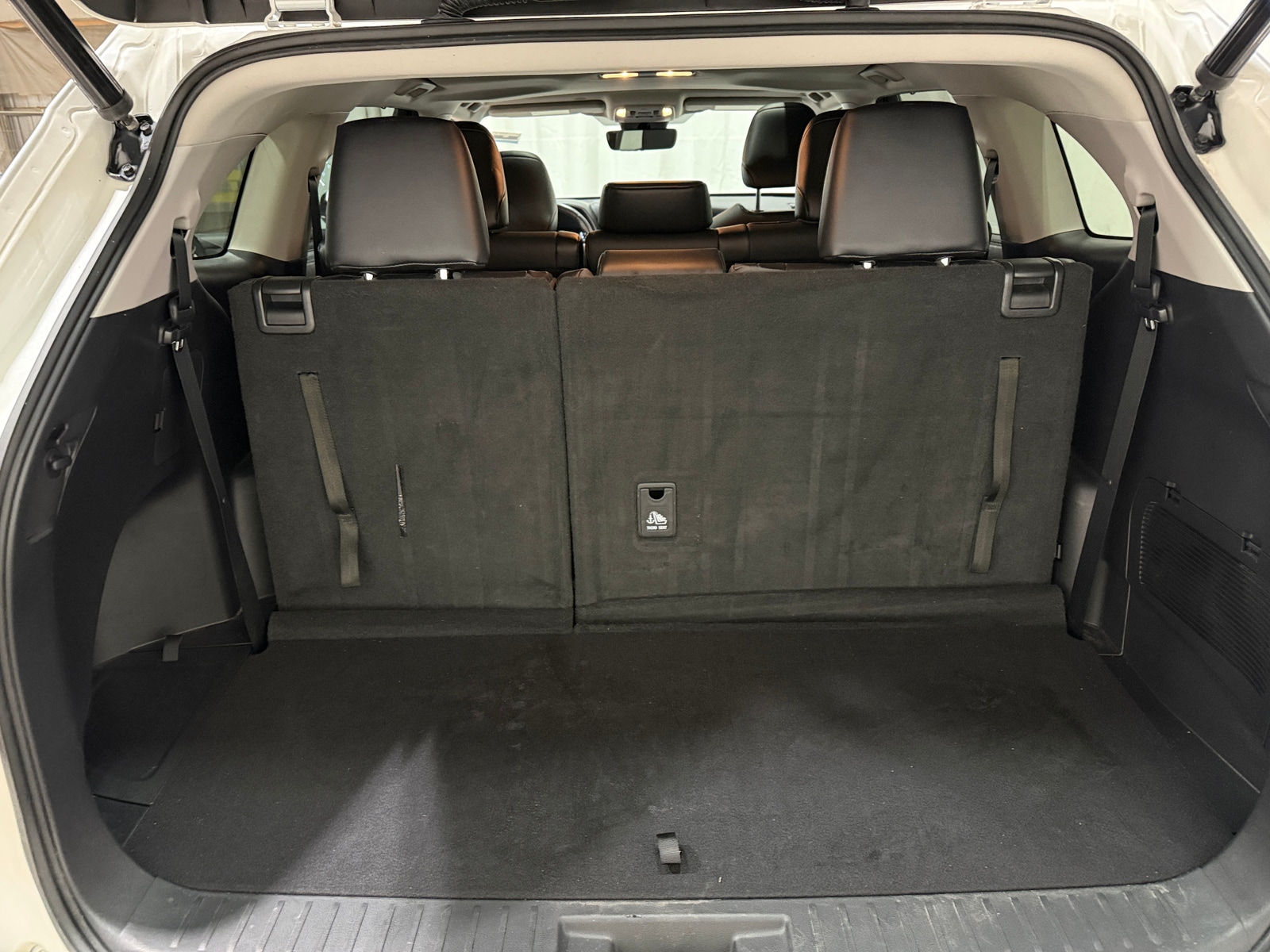 Thumbnail: 2021 Toyota Highlander - 6