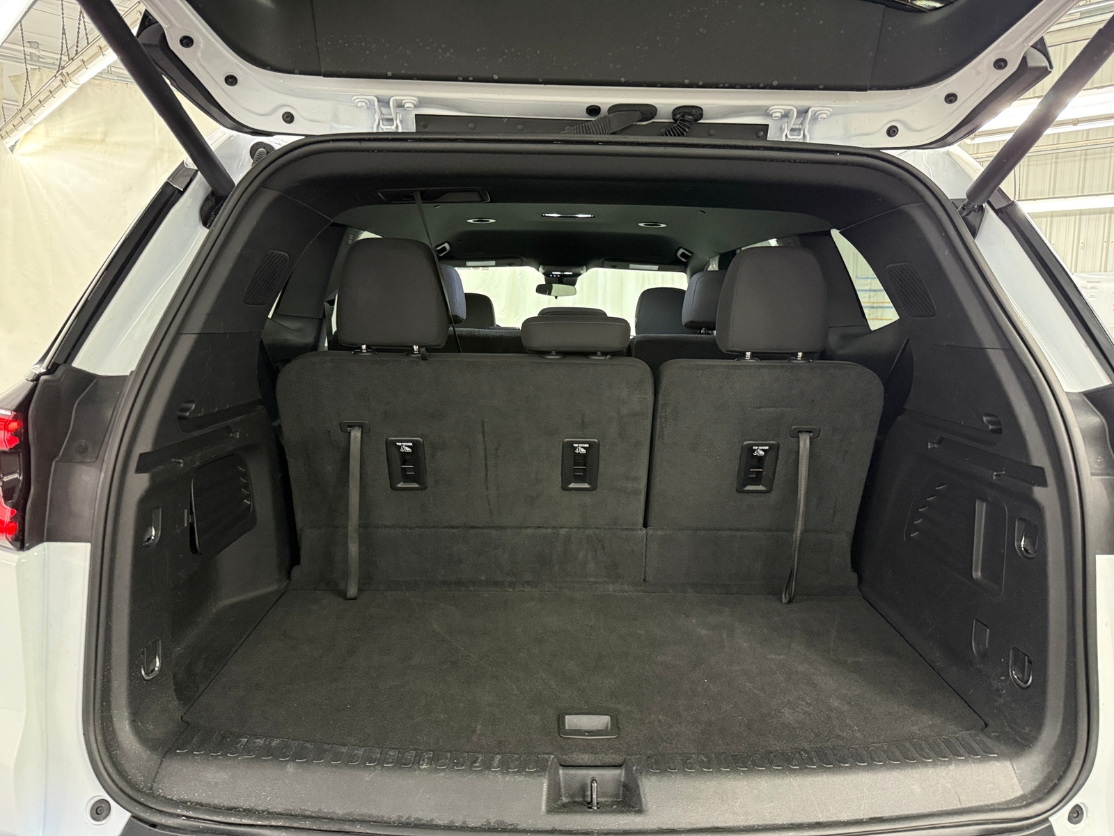 Thumbnail: 2025 GMC Acadia - 7