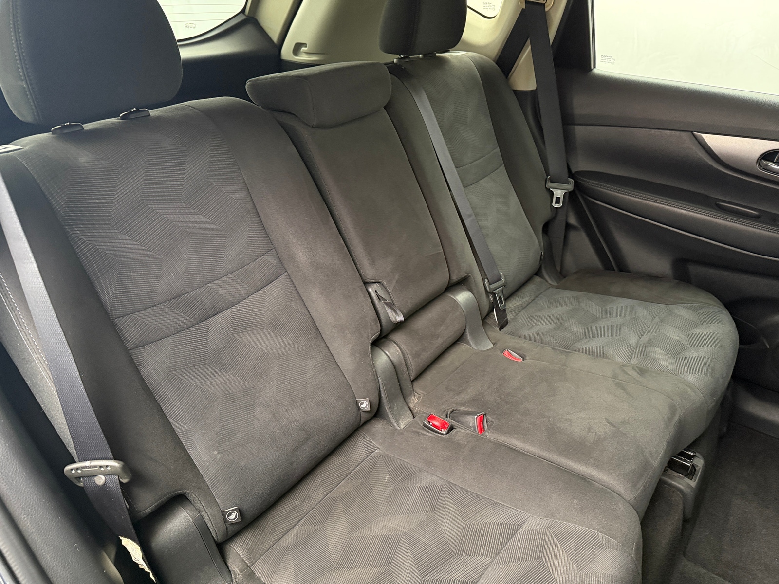 Thumbnail: 2015 Nissan Rogue - 6