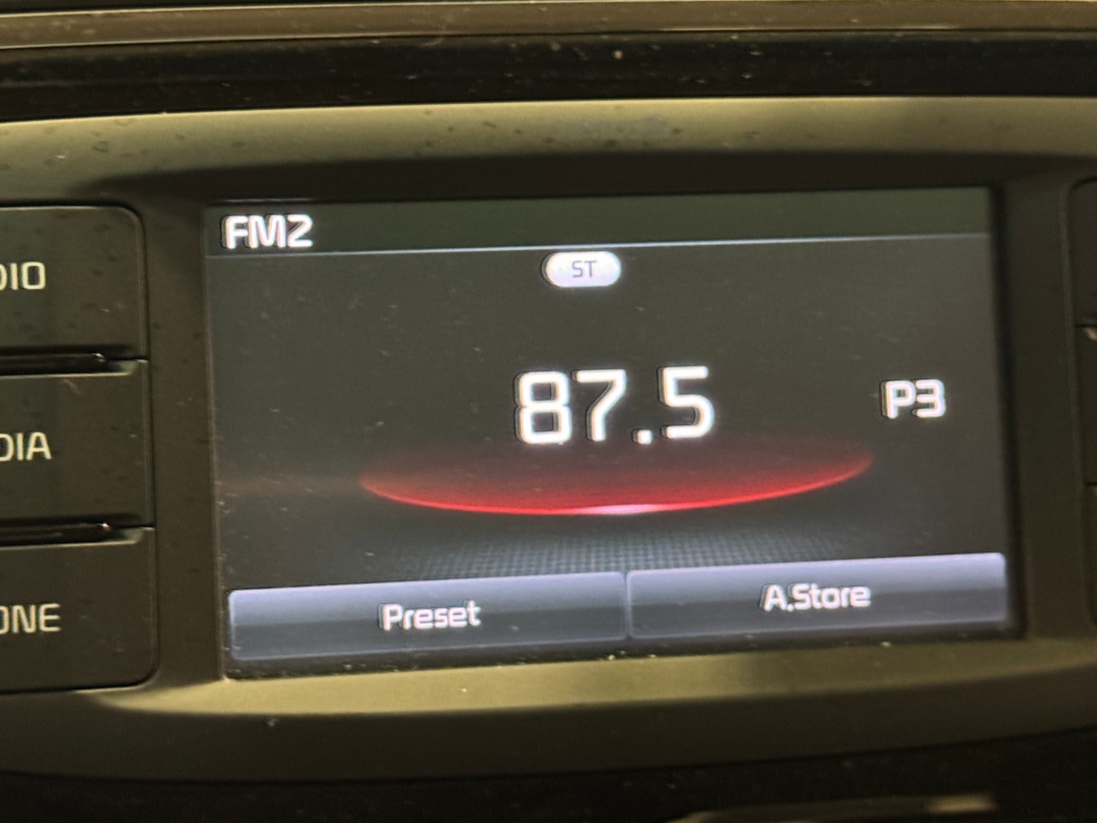 Thumbnail: 2018 Kia Forte - 4