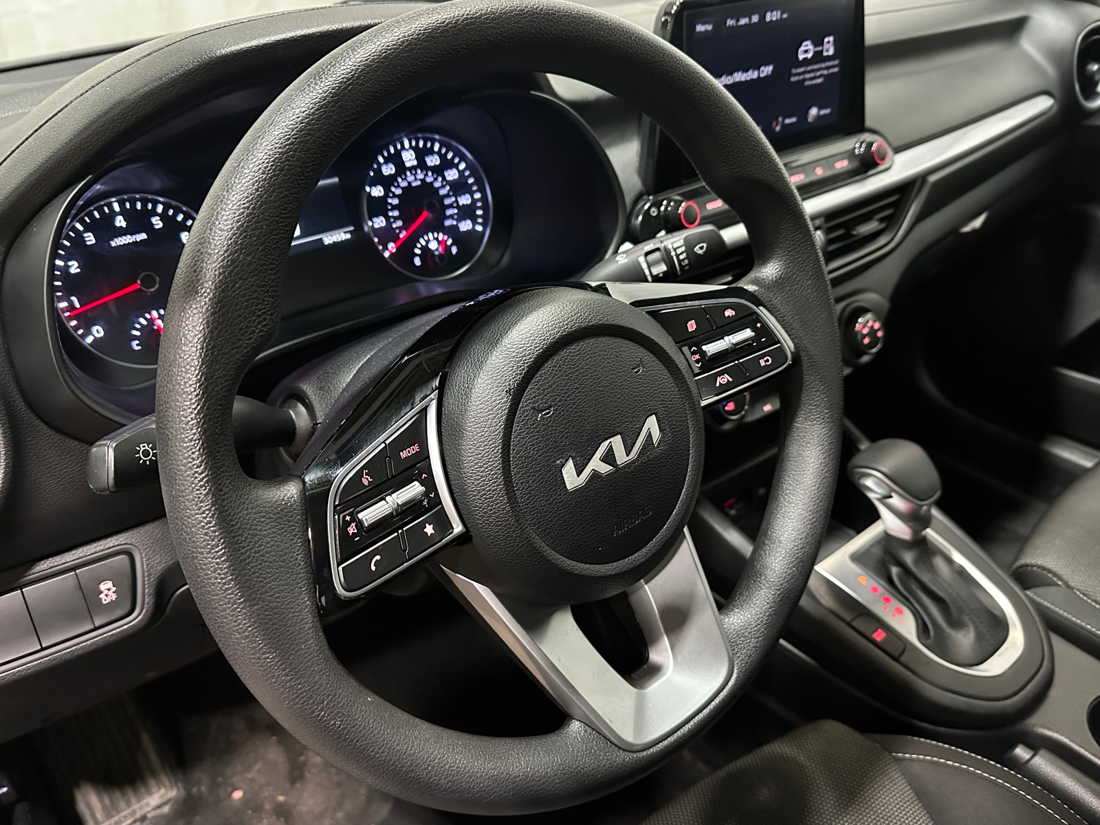 Thumbnail: 2024 Kia Forte - 5