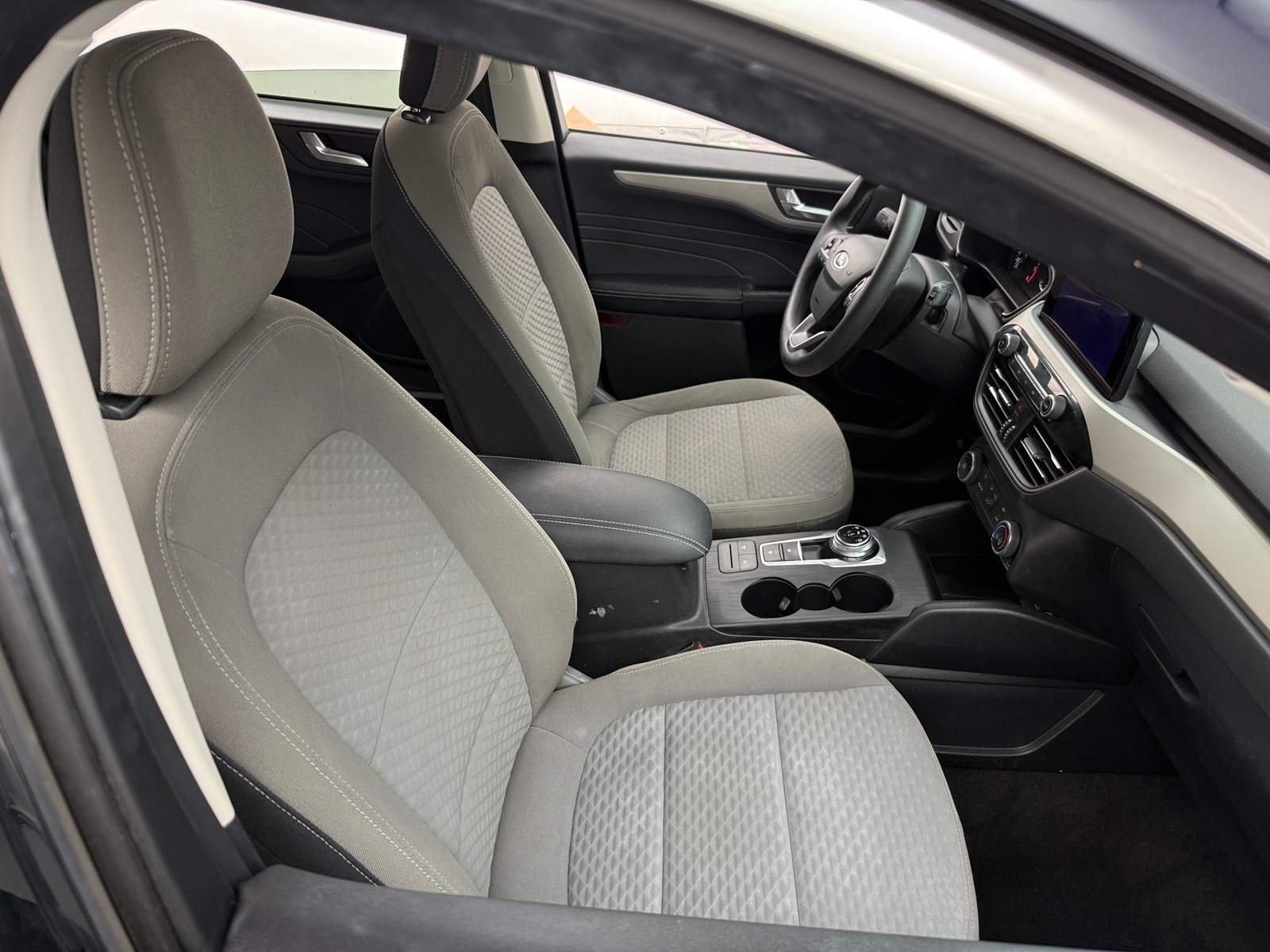 Thumbnail: 2021 Ford Escape - 2