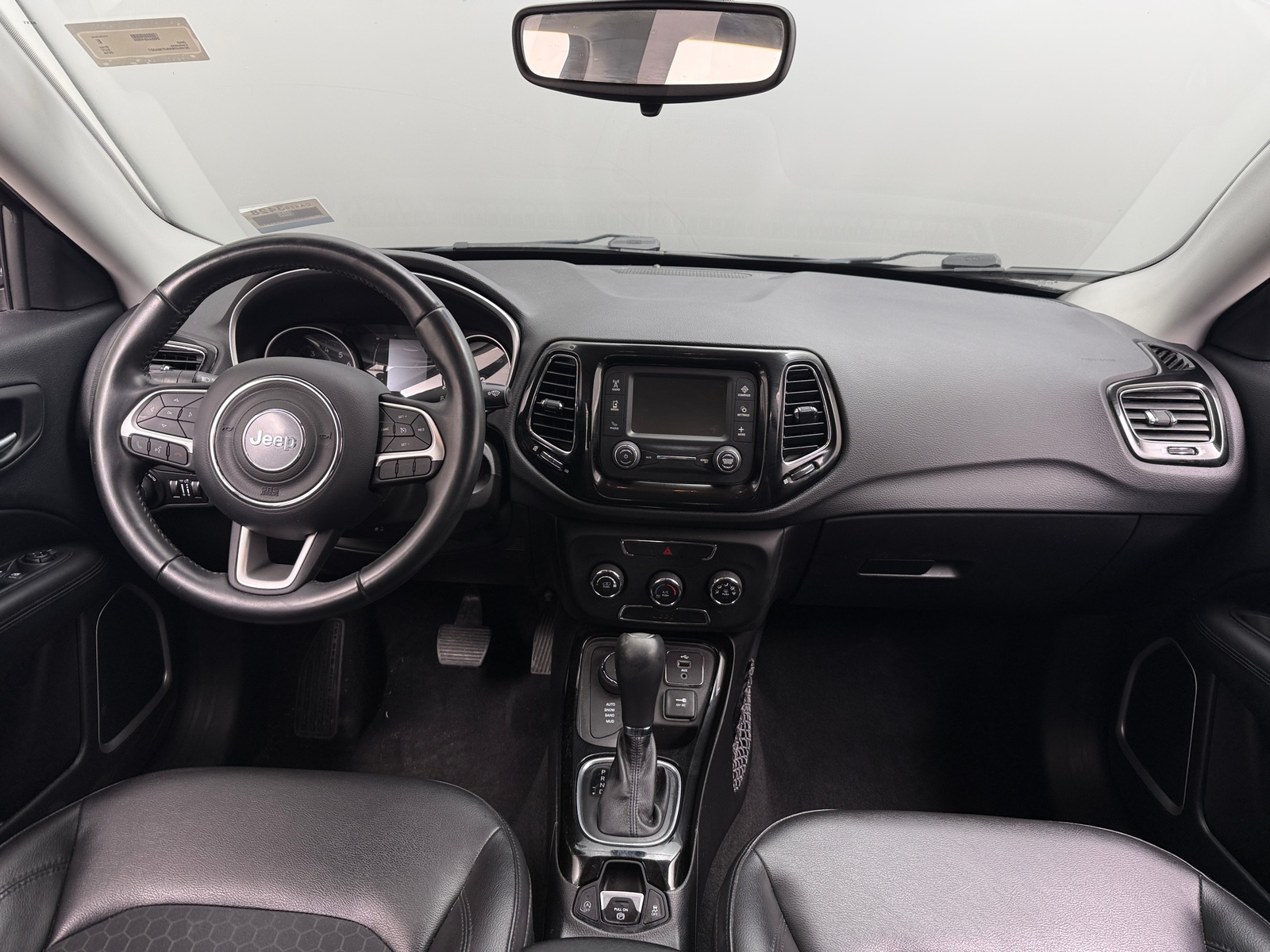 Thumbnail: 2018 Jeep Compass - 3