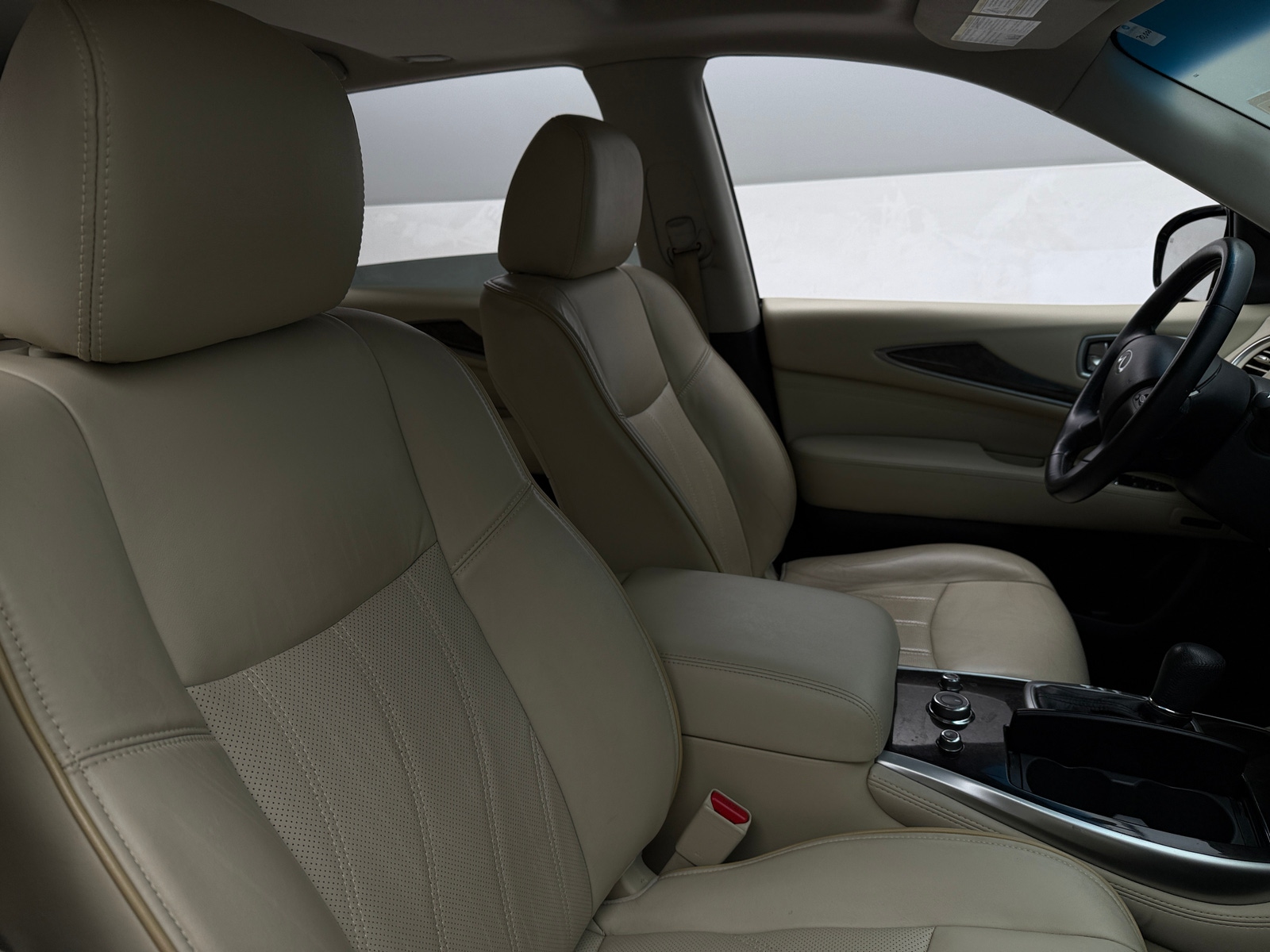 Thumbnail: 2015 INFINITI QX60 - 2