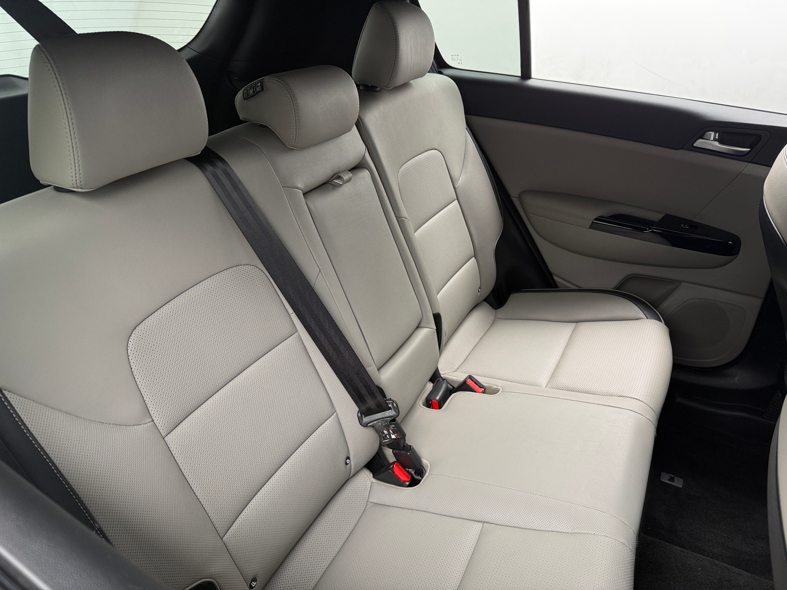 Thumbnail: 2022 Kia Sportage - 5