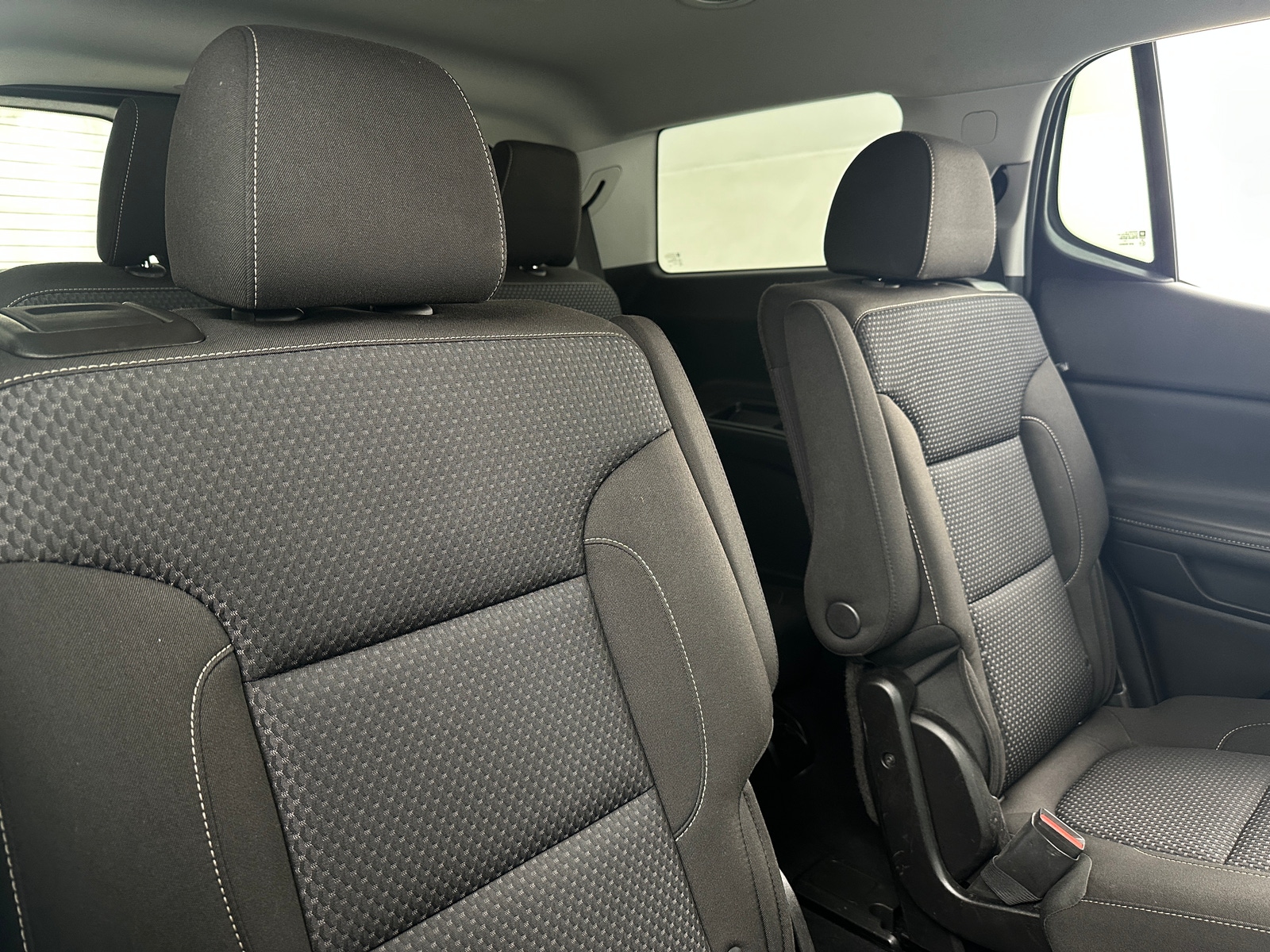 Thumbnail: 2023 GMC Acadia - 6