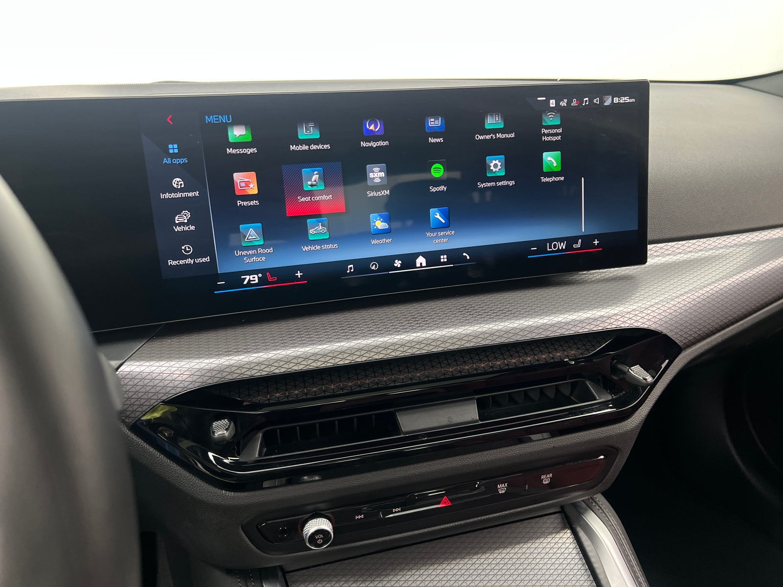 Thumbnail: 2025 BMW 2 Series - 2