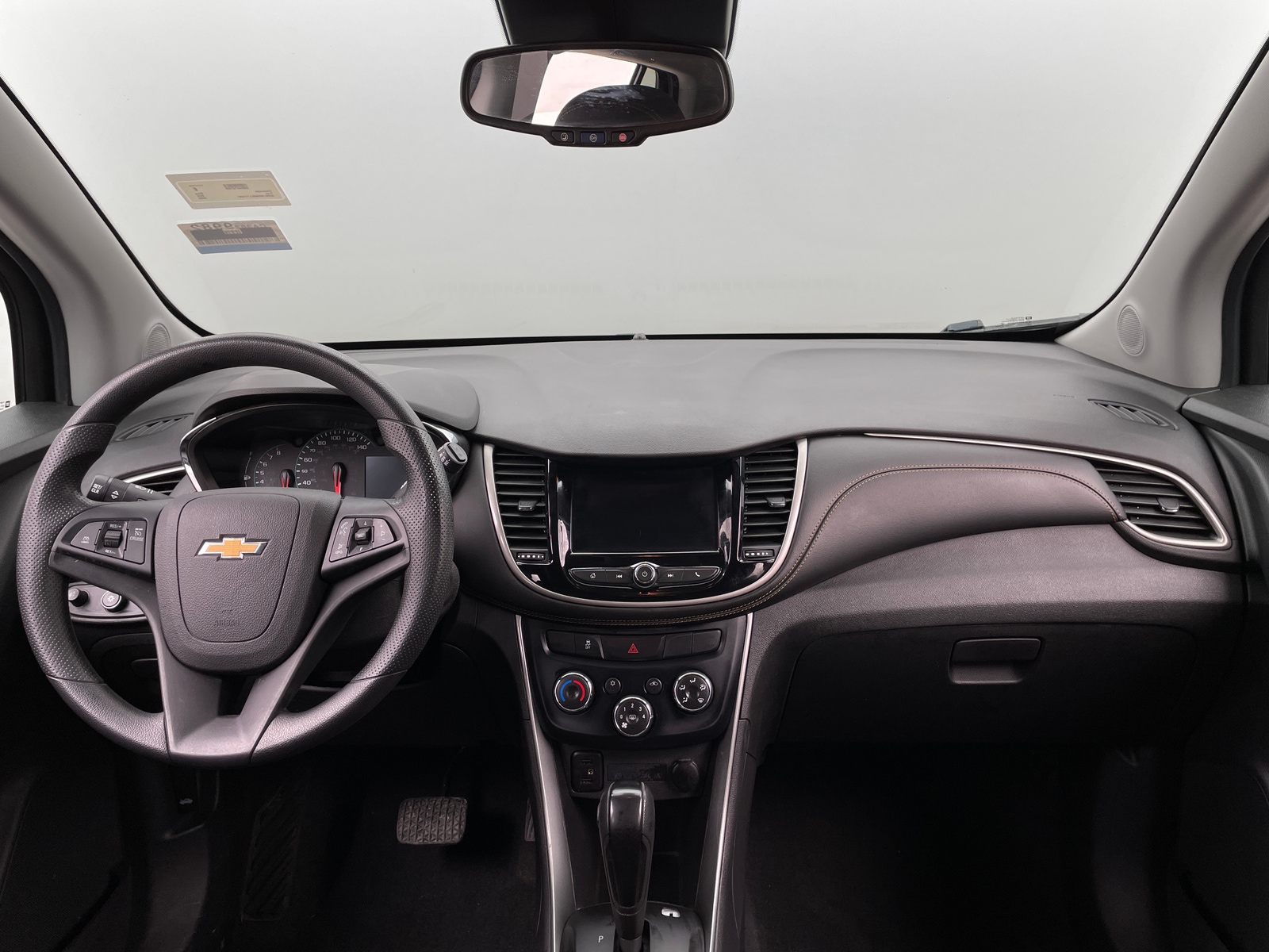 Thumbnail: 2020 Chevrolet Trax - 3