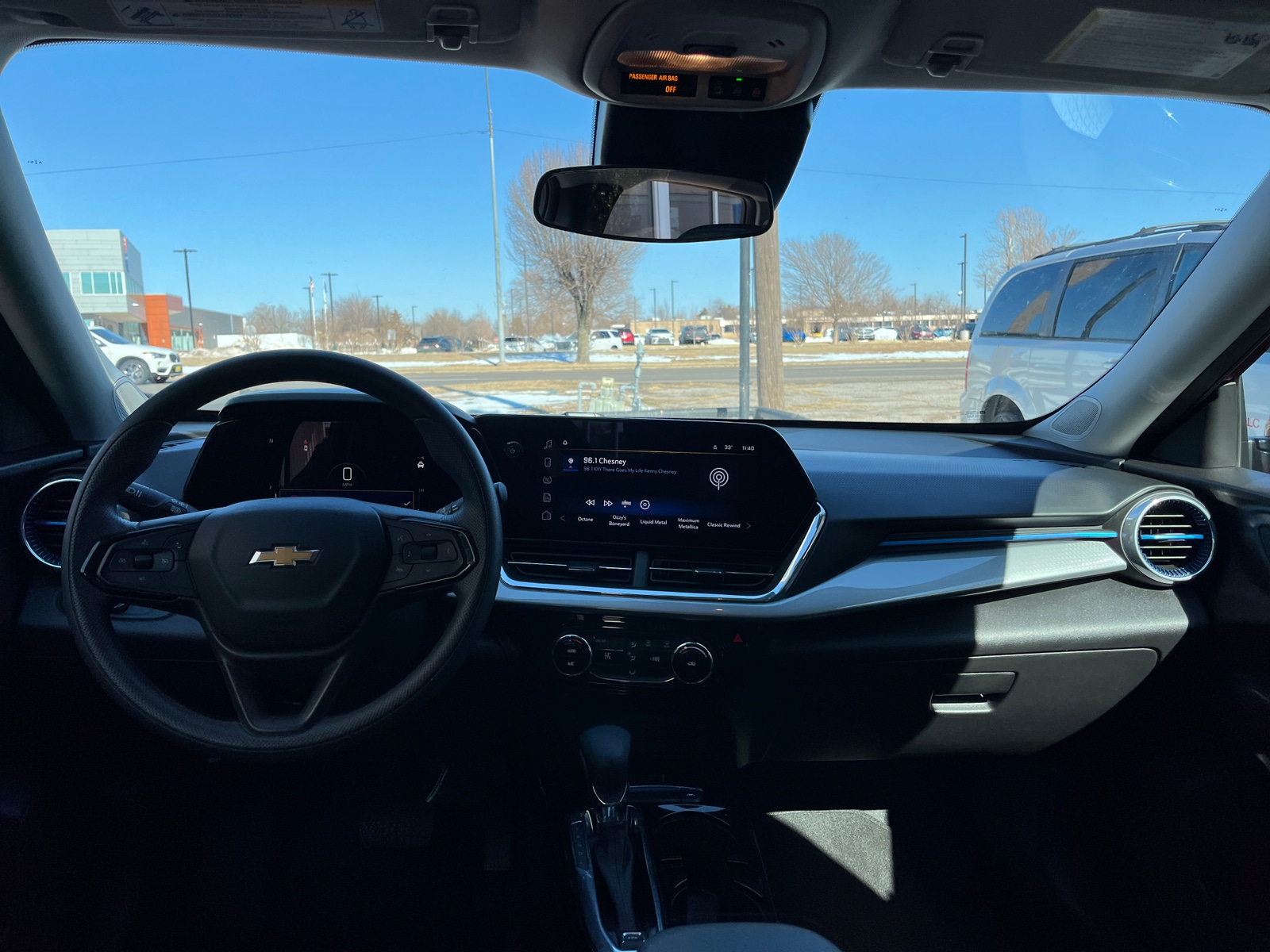 Thumbnail: 2025 Chevrolet Trax - 3