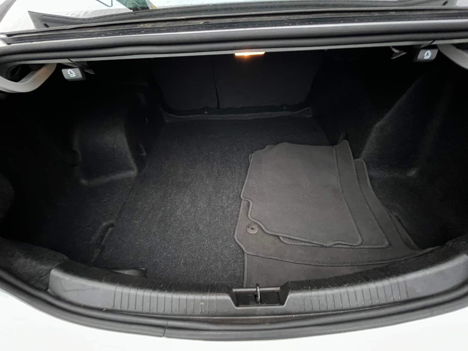 Thumbnail: 2024 Chevrolet Malibu - 5