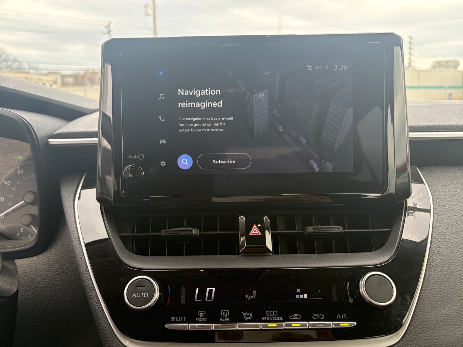 Thumbnail: 2025 Toyota Corolla - 4