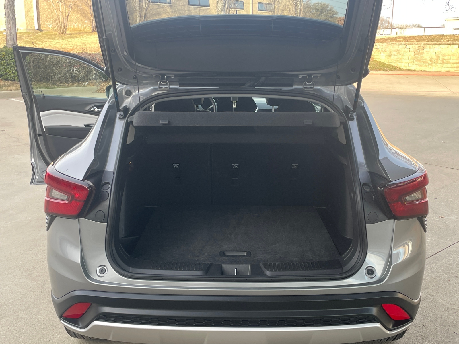 Thumbnail: 2025 Chevrolet Trax - 6