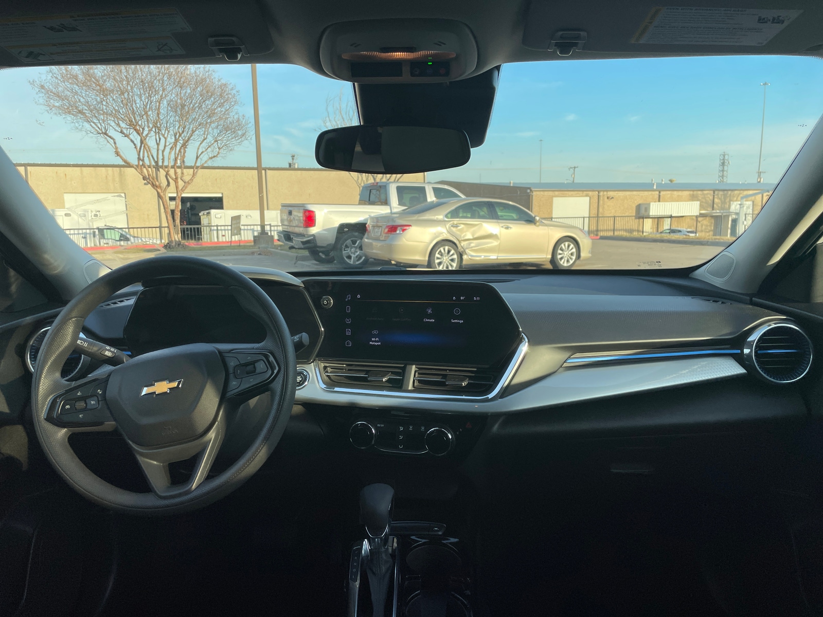 Thumbnail: 2025 Chevrolet Trax - 3