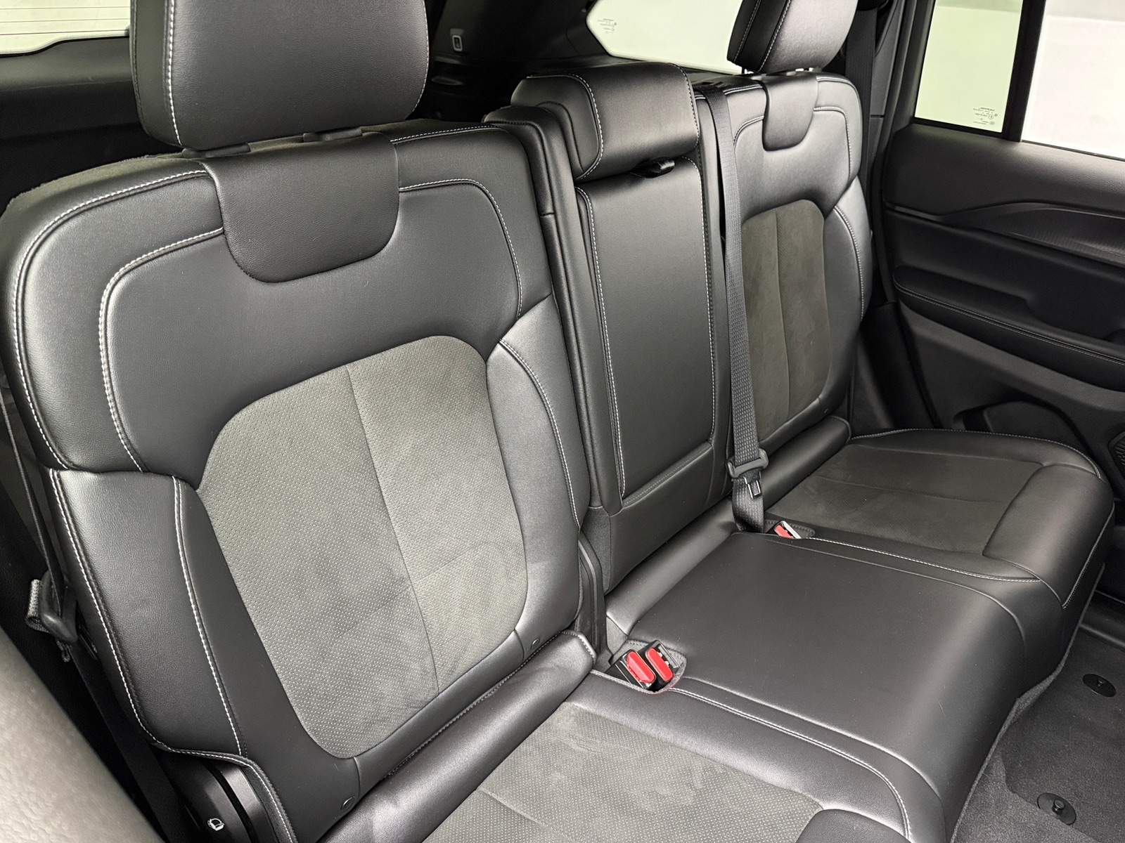 Thumbnail: 2023 Jeep Grand Cherokee - 5