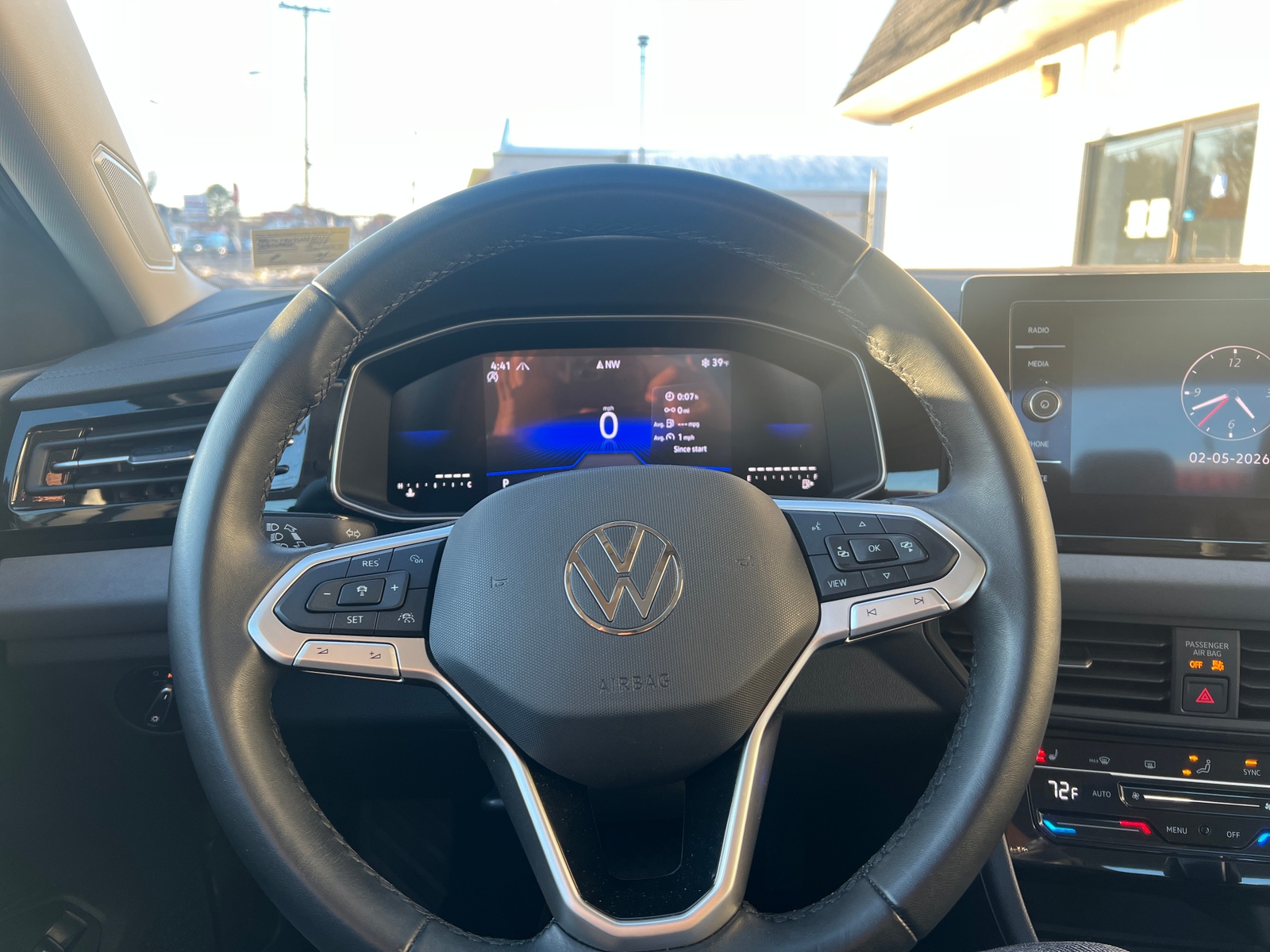 Thumbnail: 2025 Volkswagen Jetta - 4