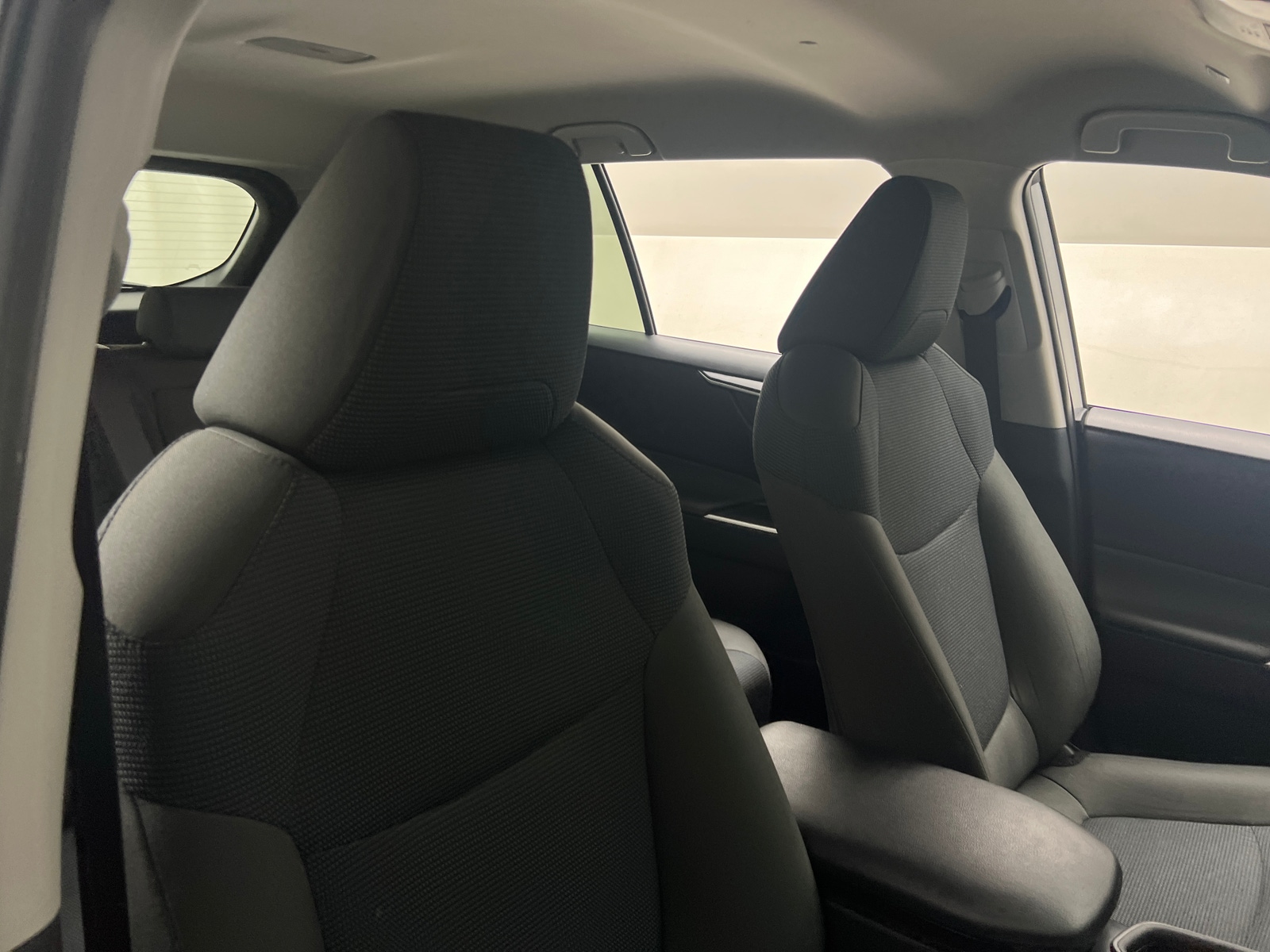 Thumbnail: 2025 Toyota RAV4 - 2