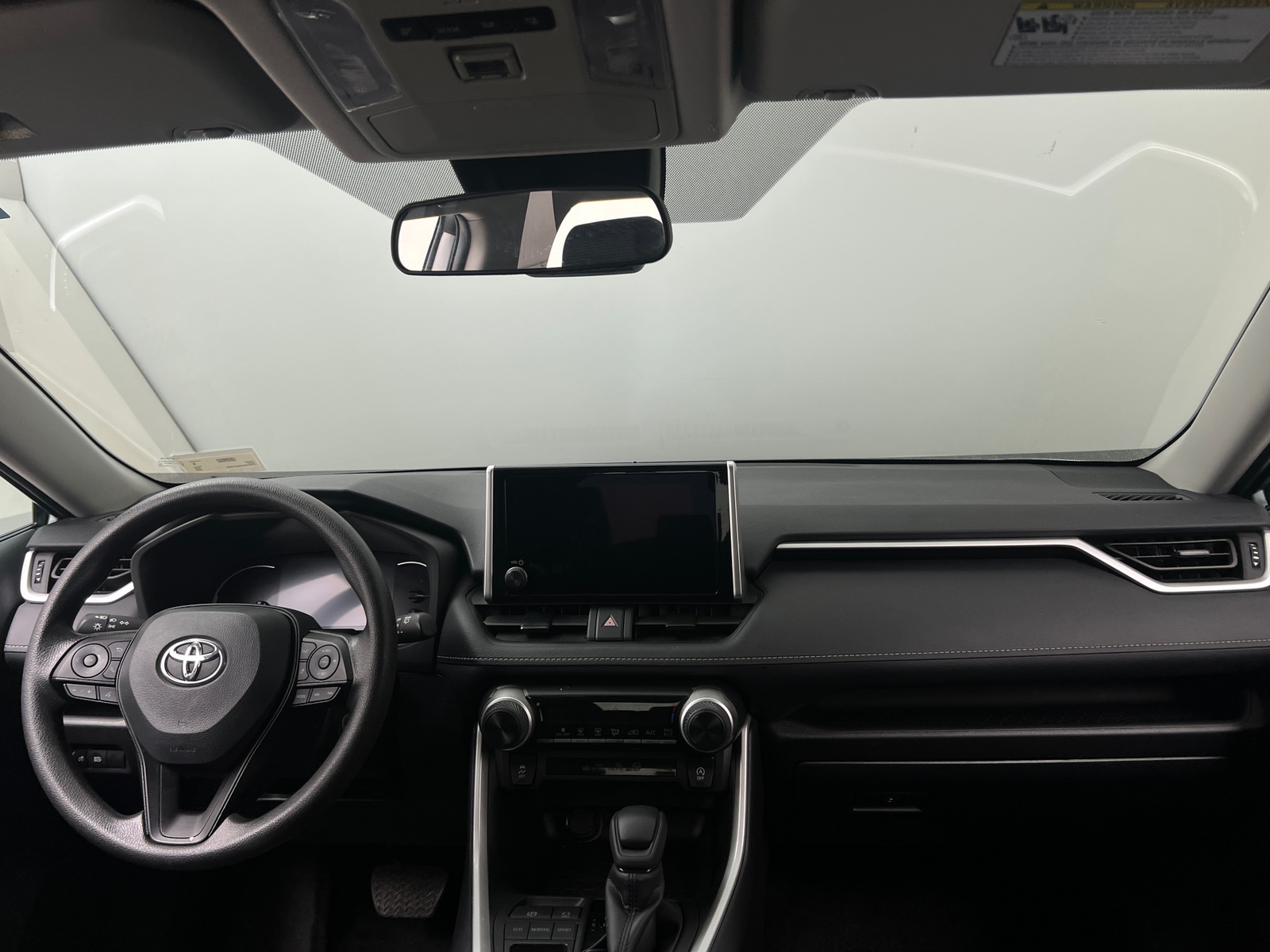 Thumbnail: 2025 Toyota RAV4 - 3