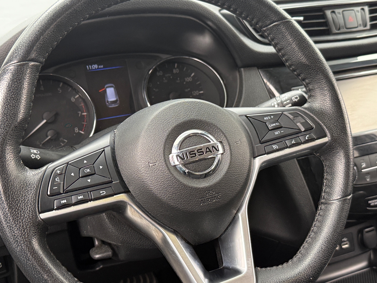 Thumbnail: 2020 Nissan Rogue - 5