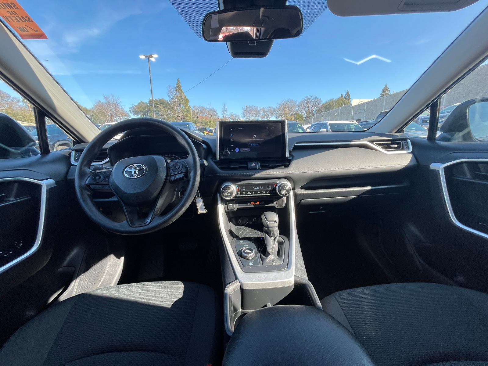 Thumbnail: 2025 Toyota RAV4 - 3