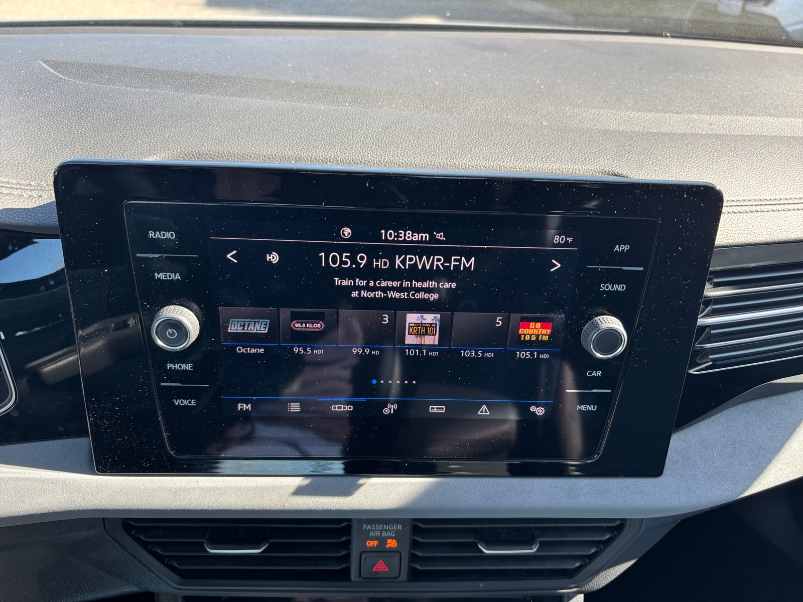 Thumbnail: 2025 Volkswagen Jetta - 4