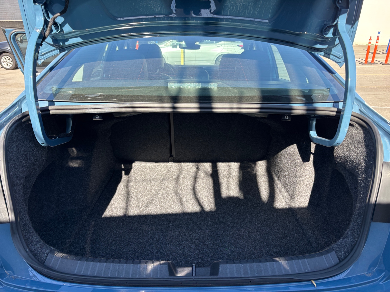 Thumbnail: 2025 Volkswagen Jetta - 6