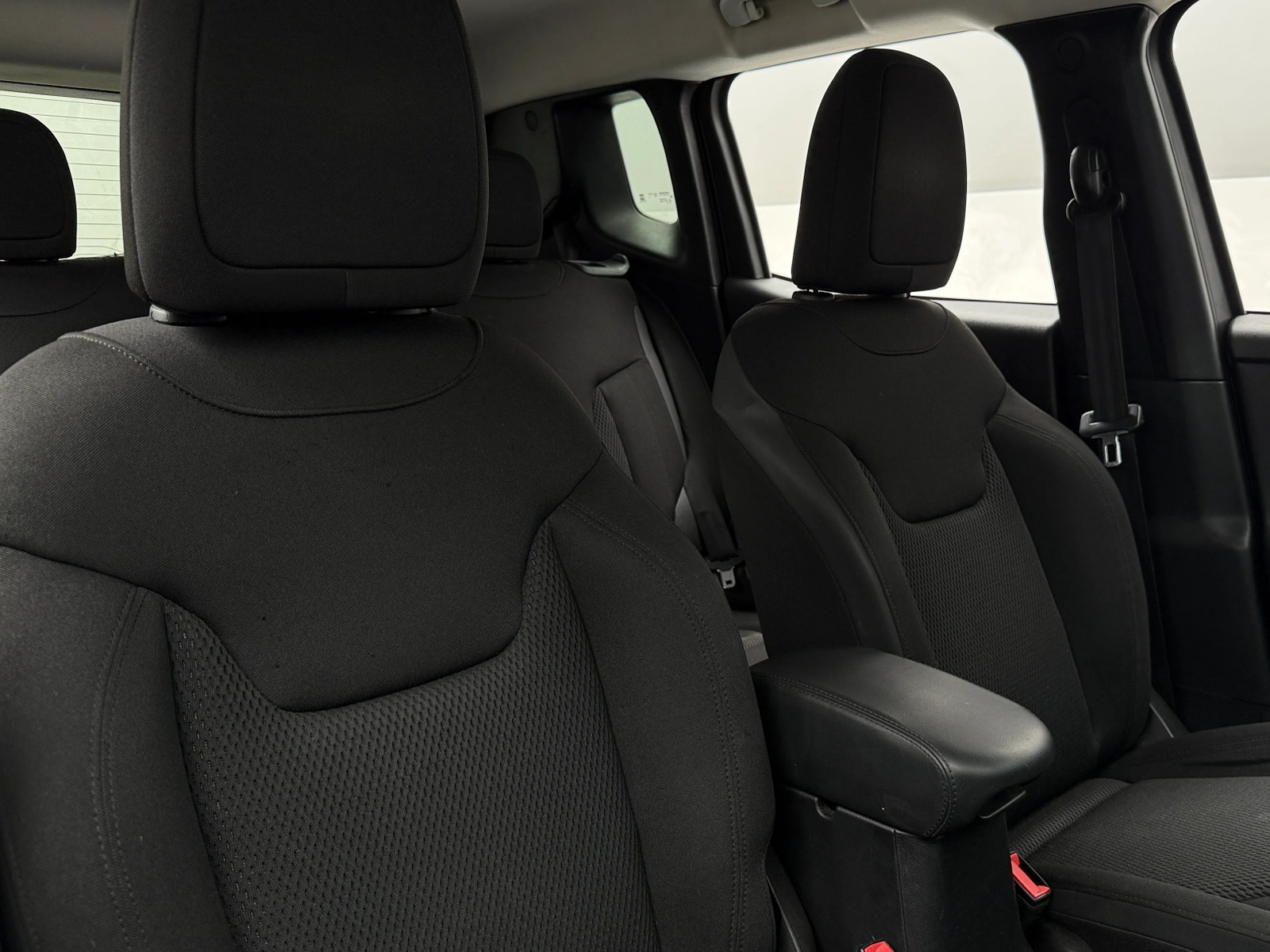 Thumbnail: 2018 Jeep Renegade - 2