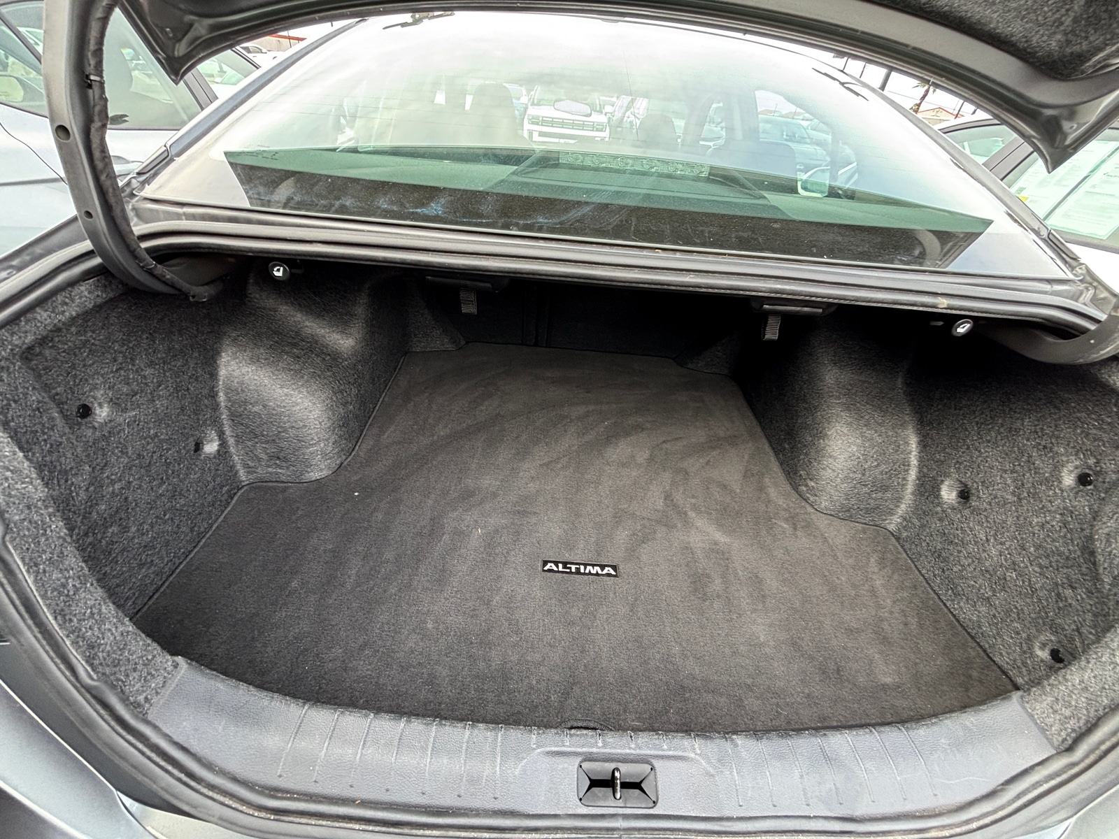 Thumbnail: 2025 Nissan Altima - 6