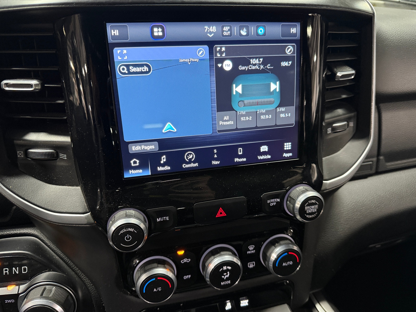 Thumbnail: 2022 RAM 1500 - 4