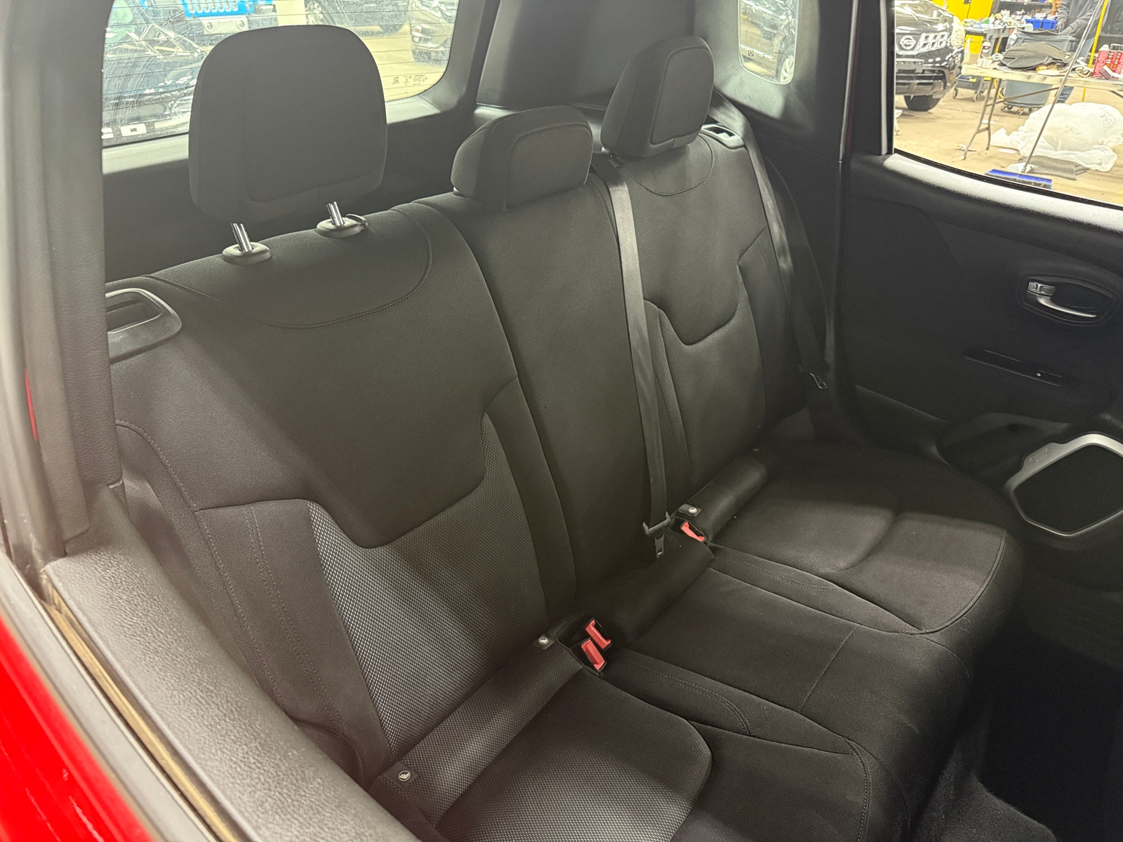 Thumbnail: 2019 Jeep Renegade - 6