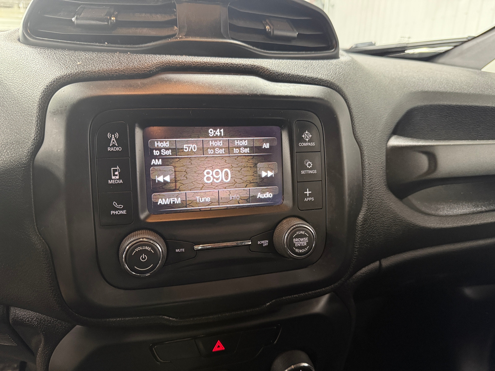 Thumbnail: 2019 Jeep Renegade - 4