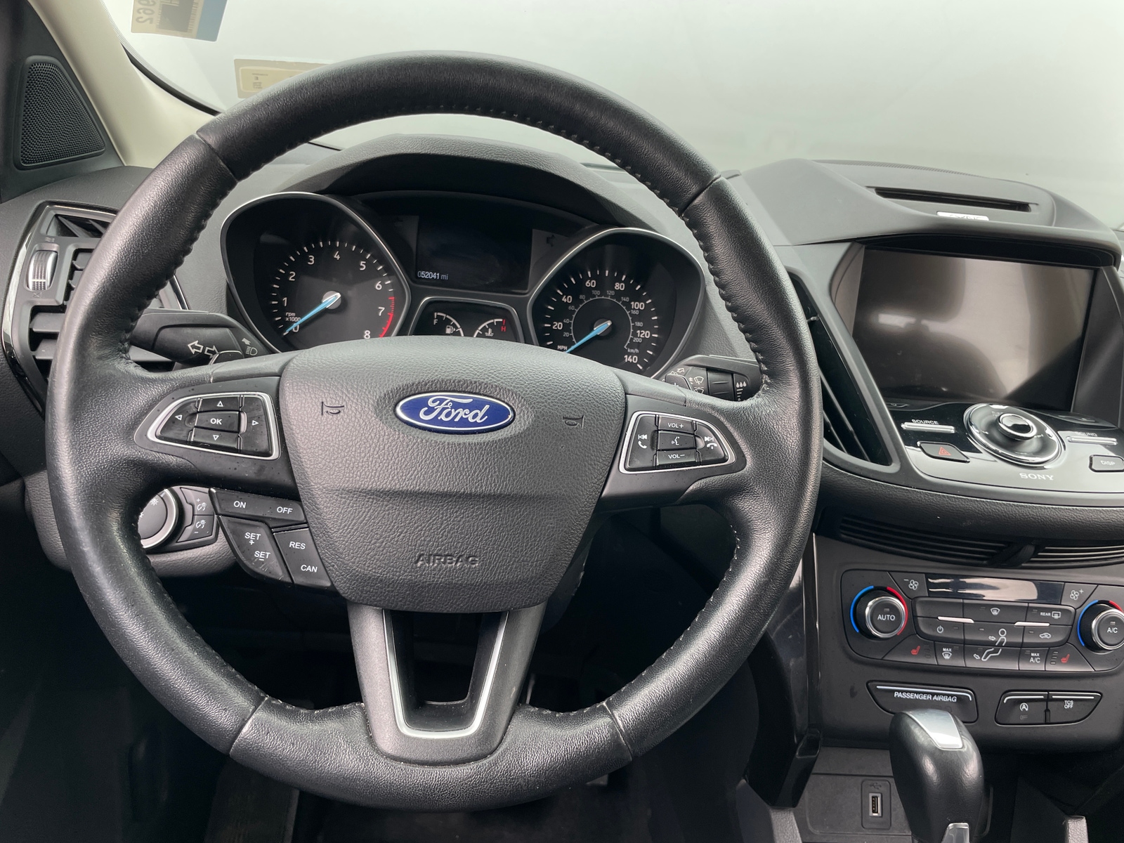Thumbnail: 2017 Ford Escape - 4