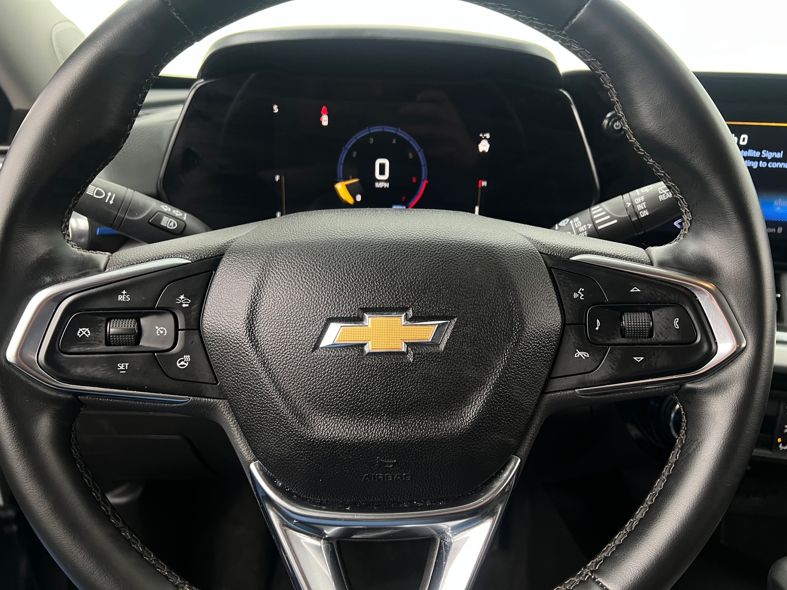 Thumbnail: 2025 Chevrolet Trax - 5