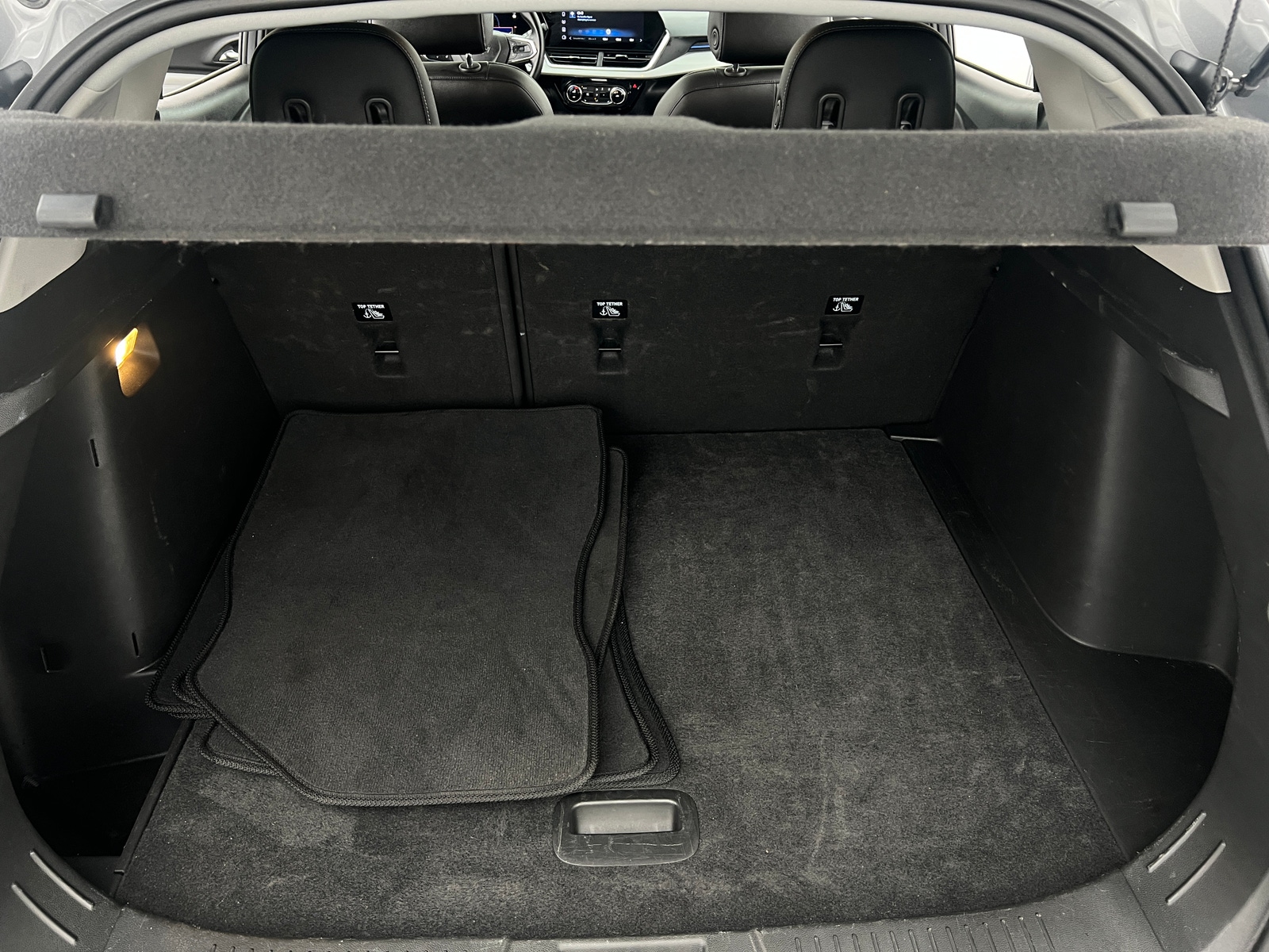 Thumbnail: 2025 Chevrolet Trax - 7