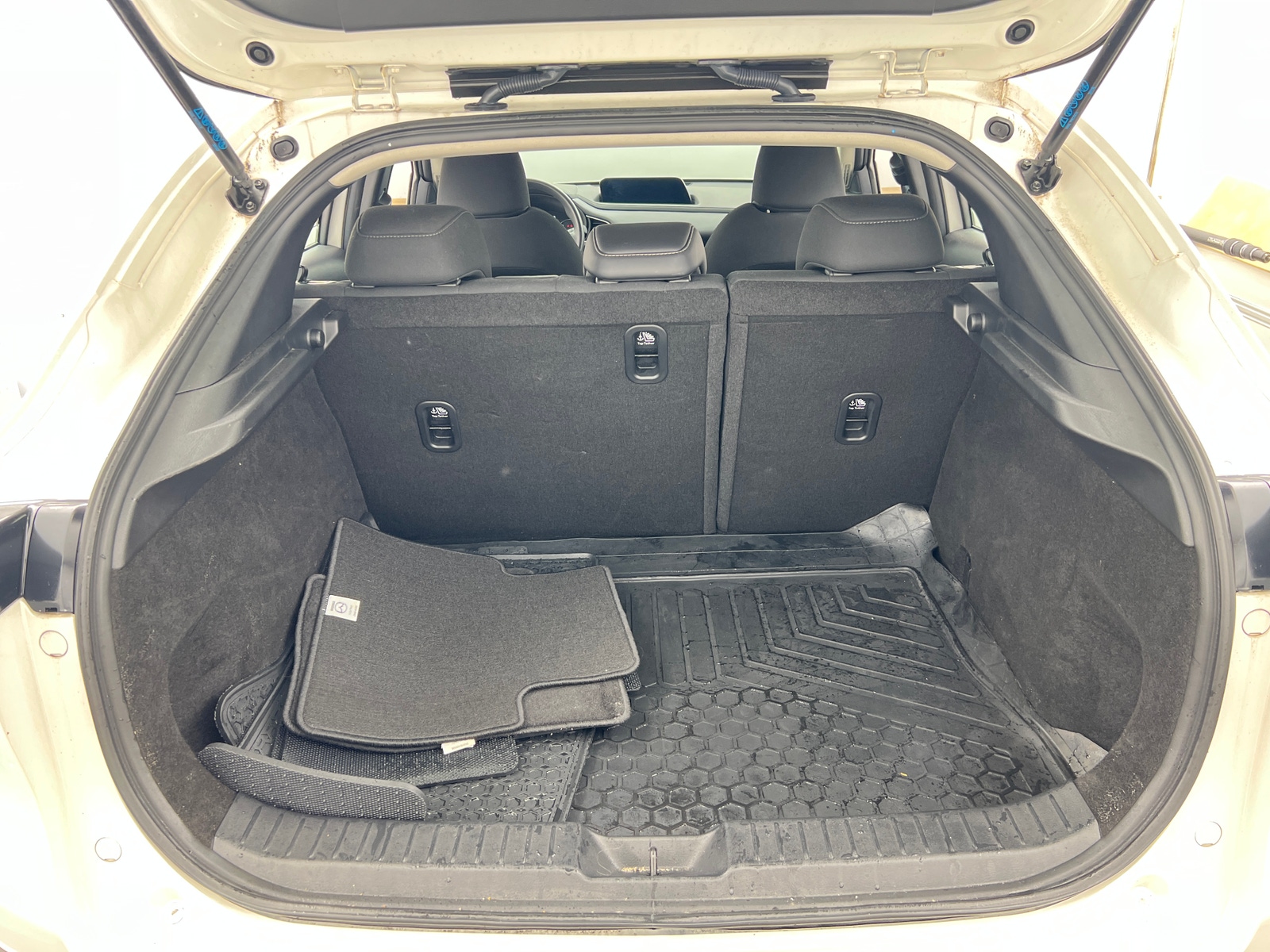 Thumbnail: 2023 Mazda CX-30 - 7