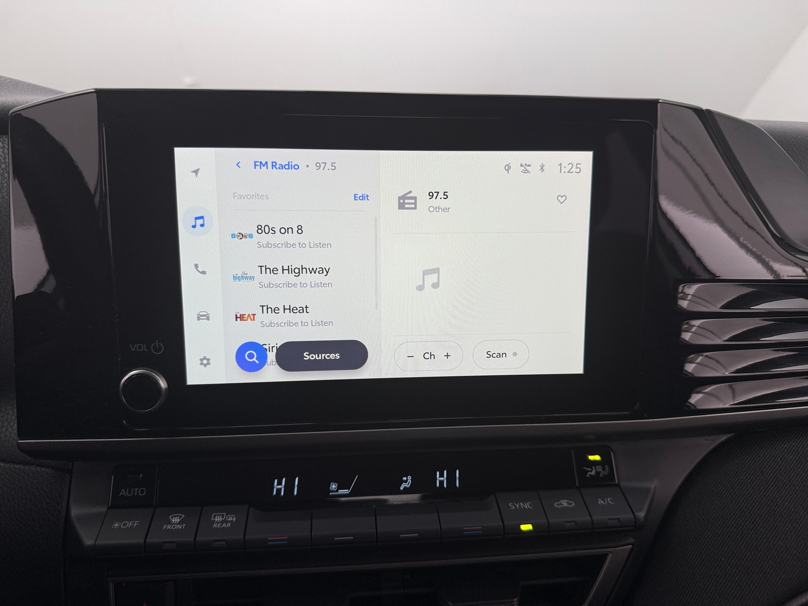 Thumbnail: 2025 Toyota Camry - 4