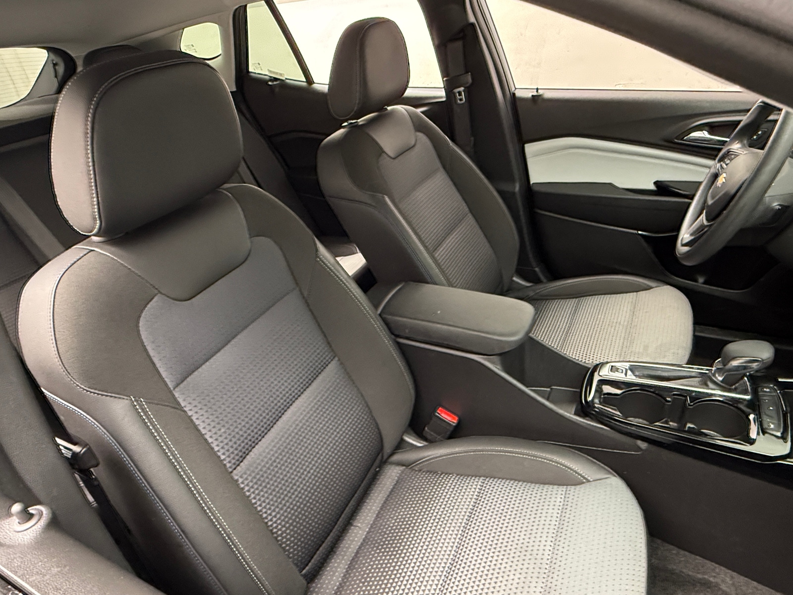 Thumbnail: 2024 Chevrolet Trax - 2