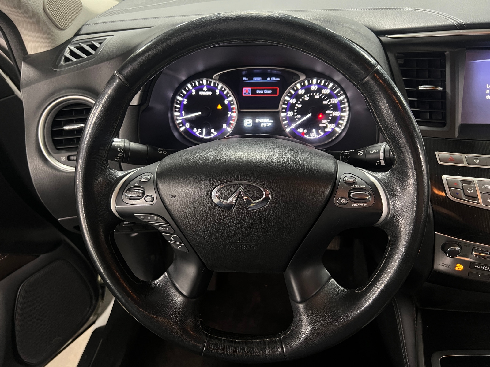 Thumbnail: 2018 INFINITI QX60 - 4