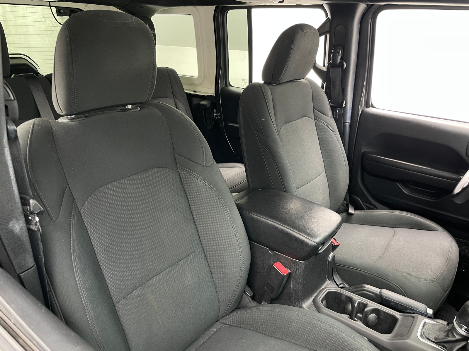 Thumbnail: 2019 Jeep Wrangler - 2