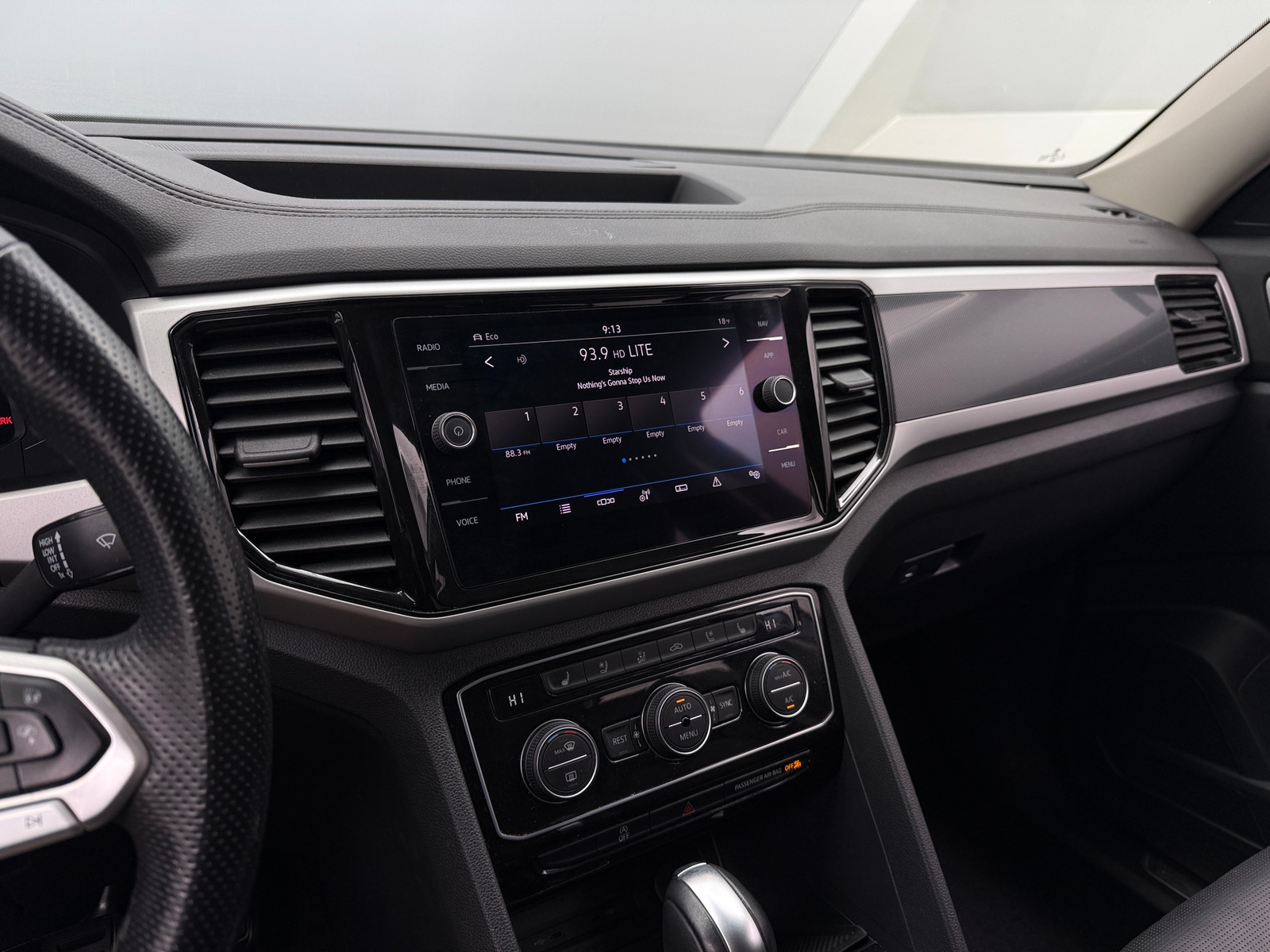 Thumbnail: 2022 Volkswagen Atlas - 3