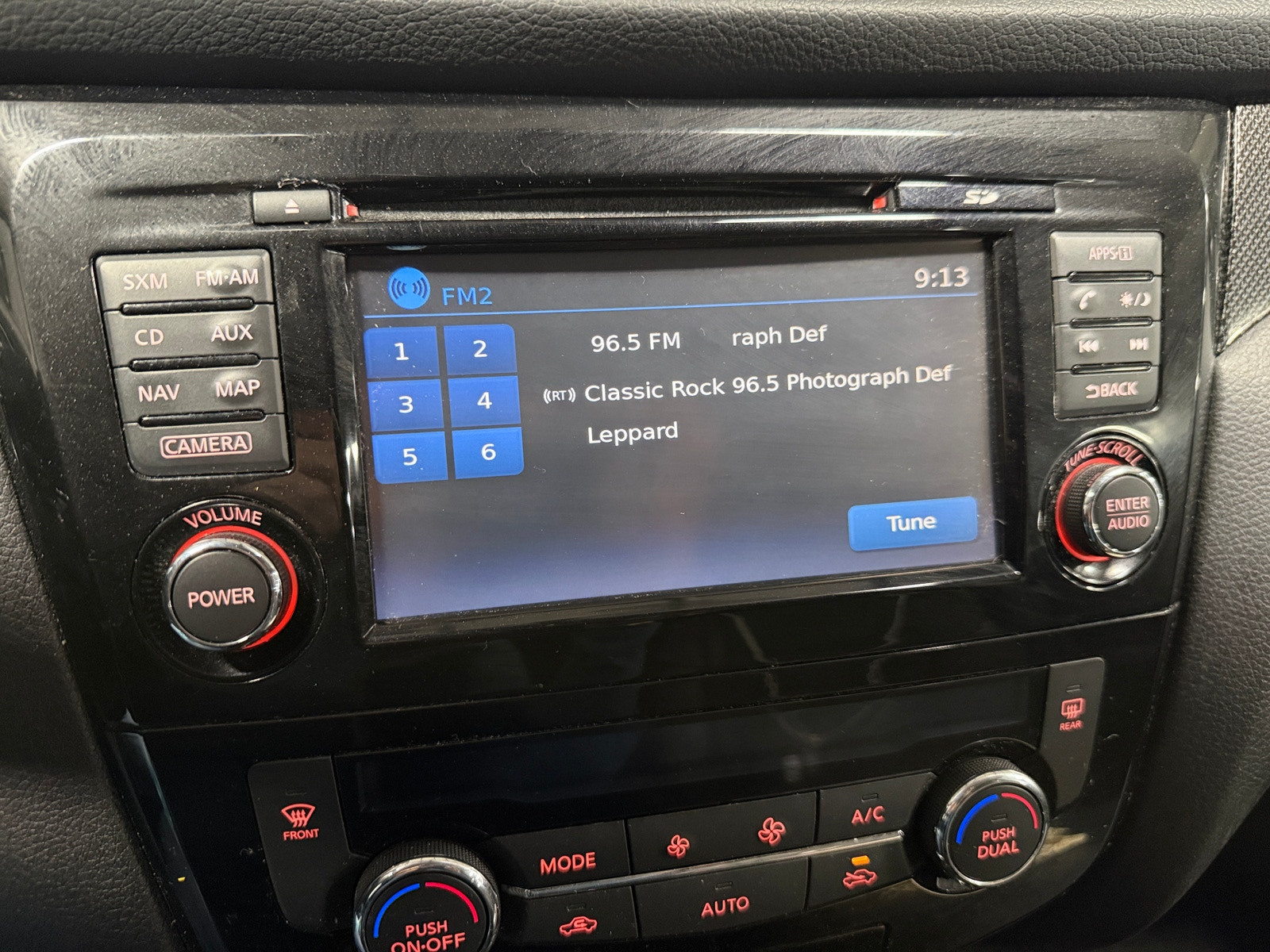 Thumbnail: 2016 Nissan Rogue - 3