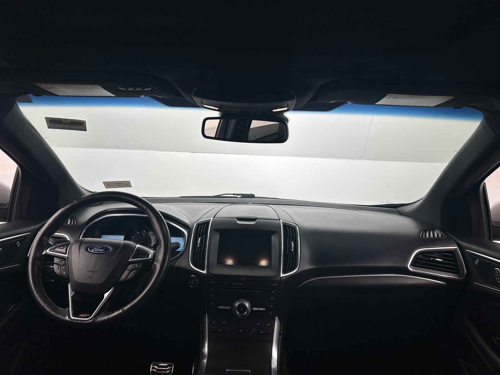 Thumbnail: 2019 Ford Edge - 2