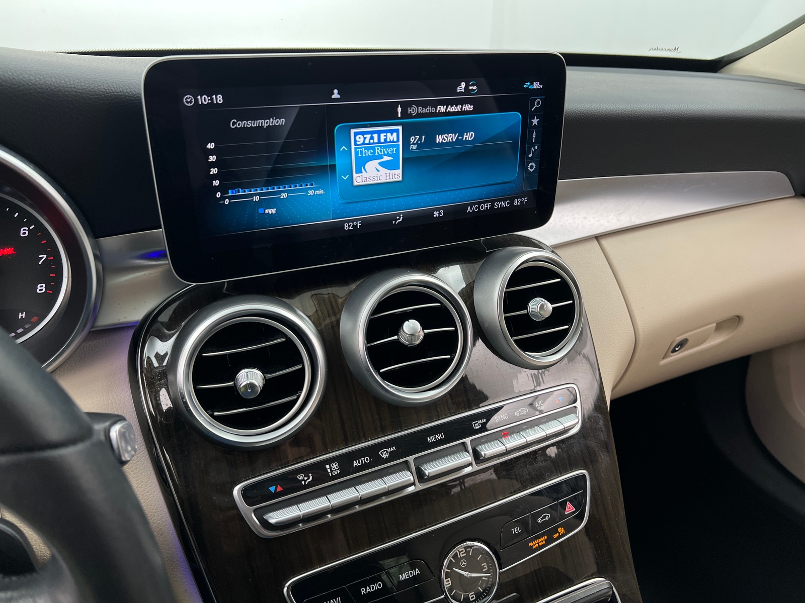 Thumbnail: 2020 Mercedes-Benz C-Class - 3