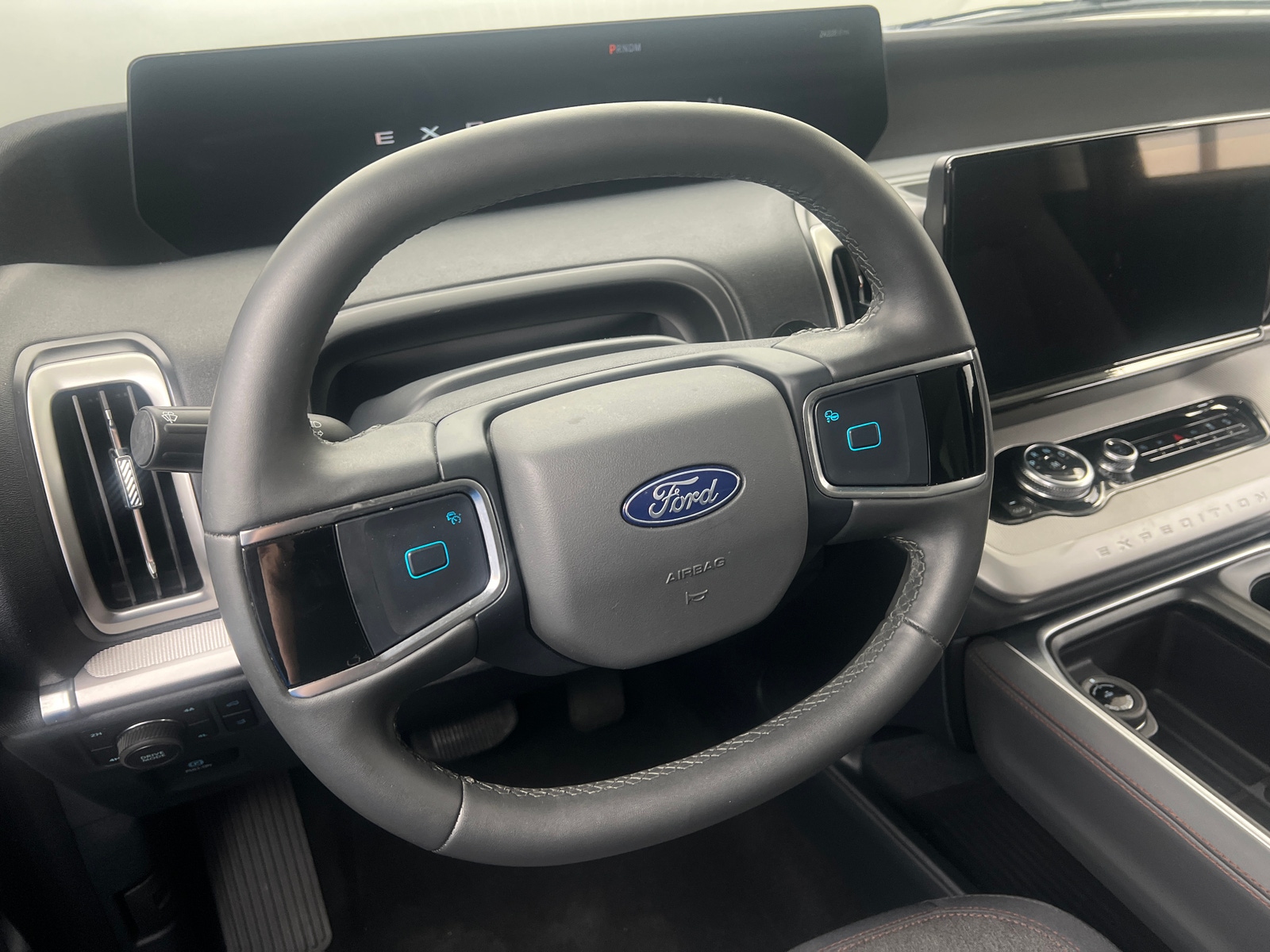 Thumbnail: 2025 Ford Expedition MAX - 5