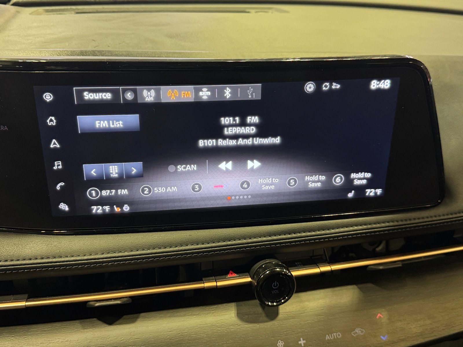 Thumbnail: 2023 Nissan Ariya - 3