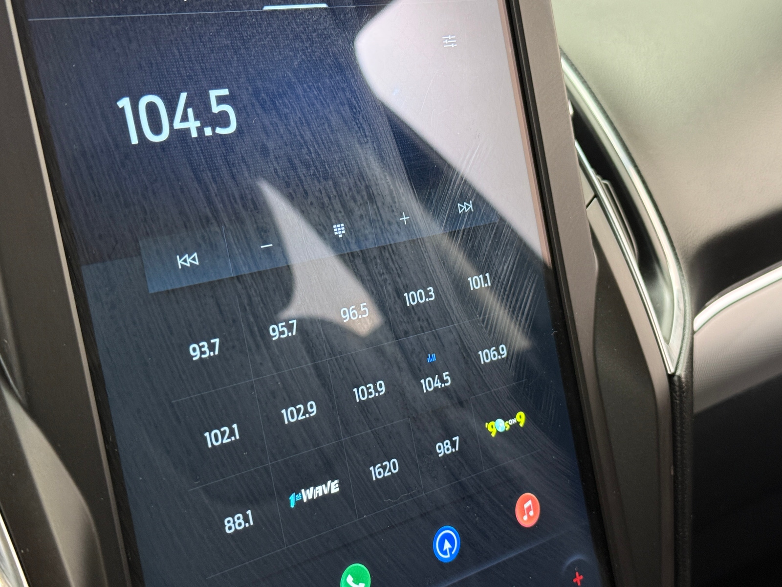 Thumbnail: 2021 Ford Edge - 3